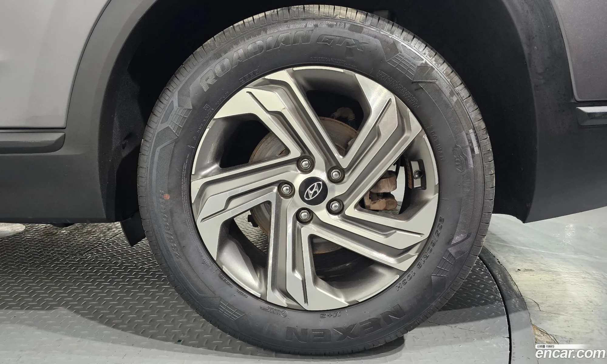 Hyundai Santa Fe 2023 — 17