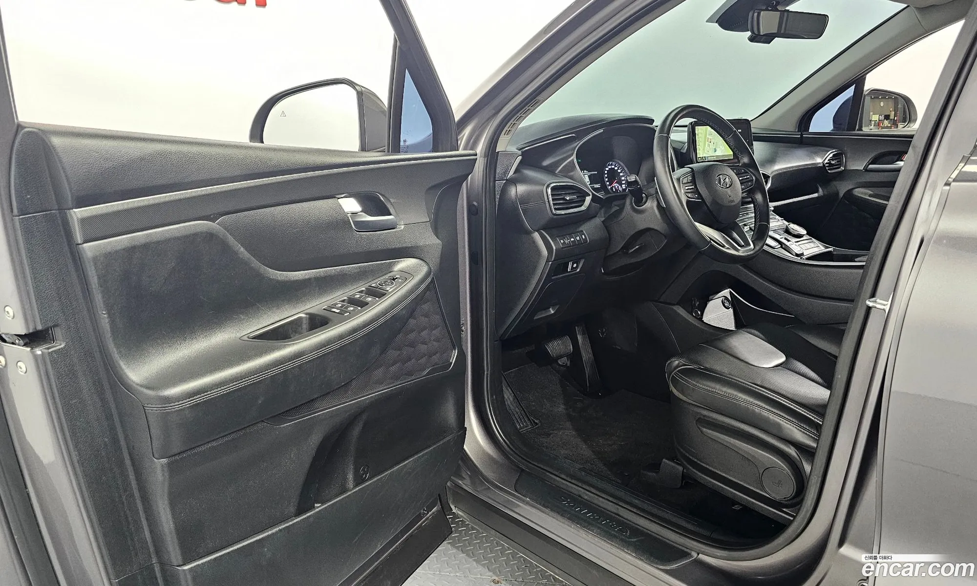 Hyundai Santa Fe 2023 — 16