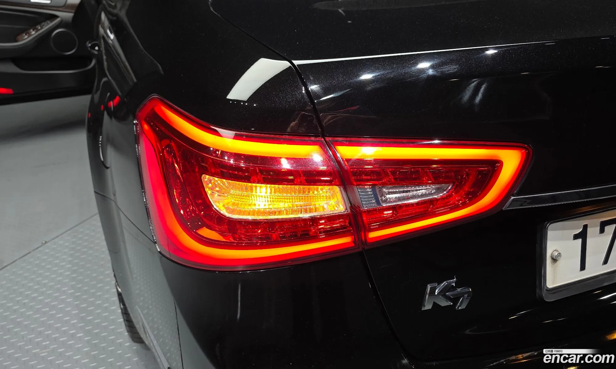 Kia K7 2016 — 22