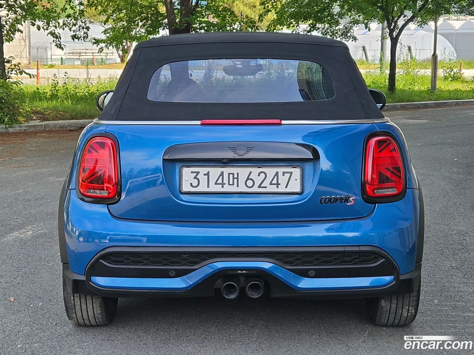 Mini Cooper S Convertible 2023 — 17