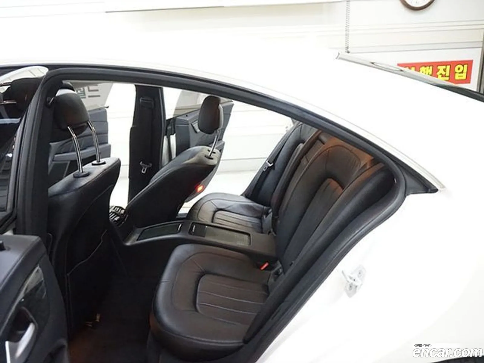 Mercedes-Benz CLS-Class W218 2017 — 17