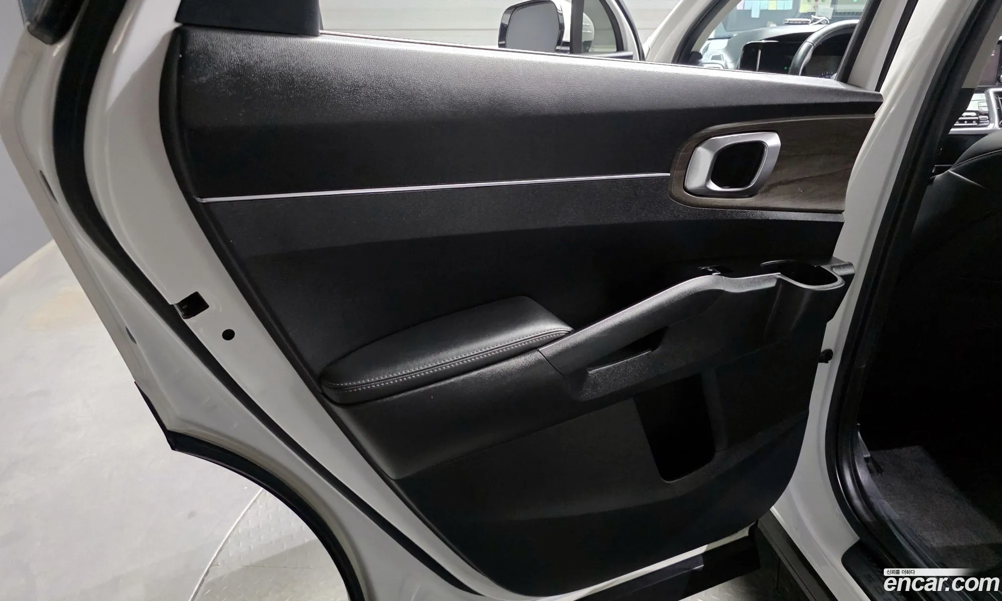 Kia Sorento 2022 — 23