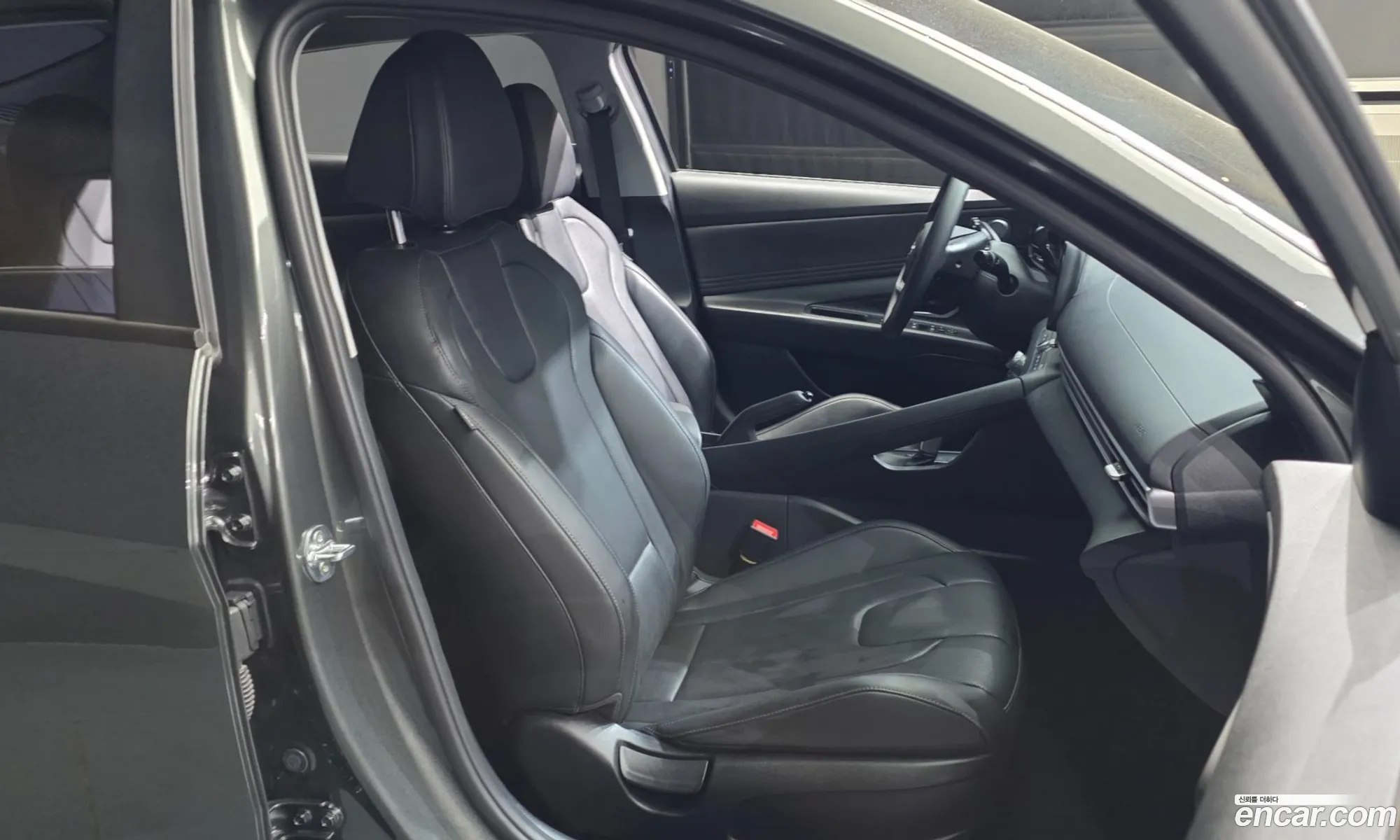 Hyundai Elantra 2021 — 26