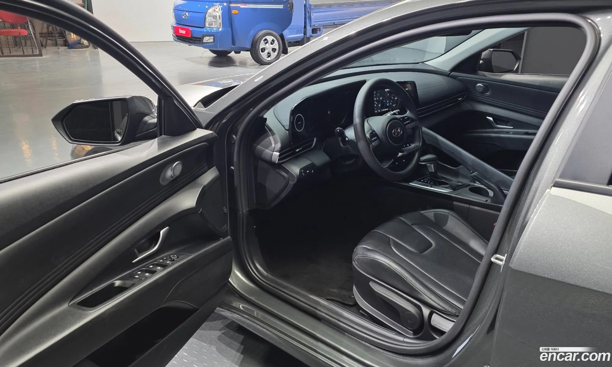 Hyundai Elantra 2021 — 4