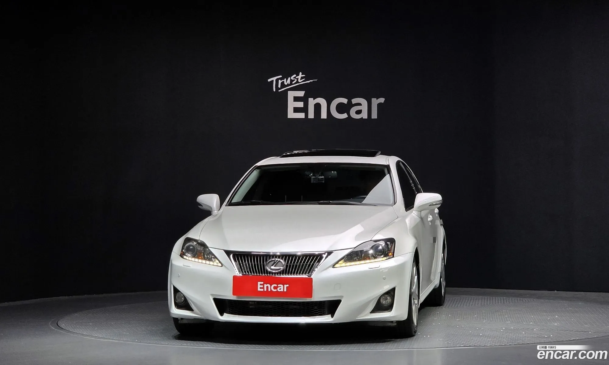 Lexus IS250 2011 — 11