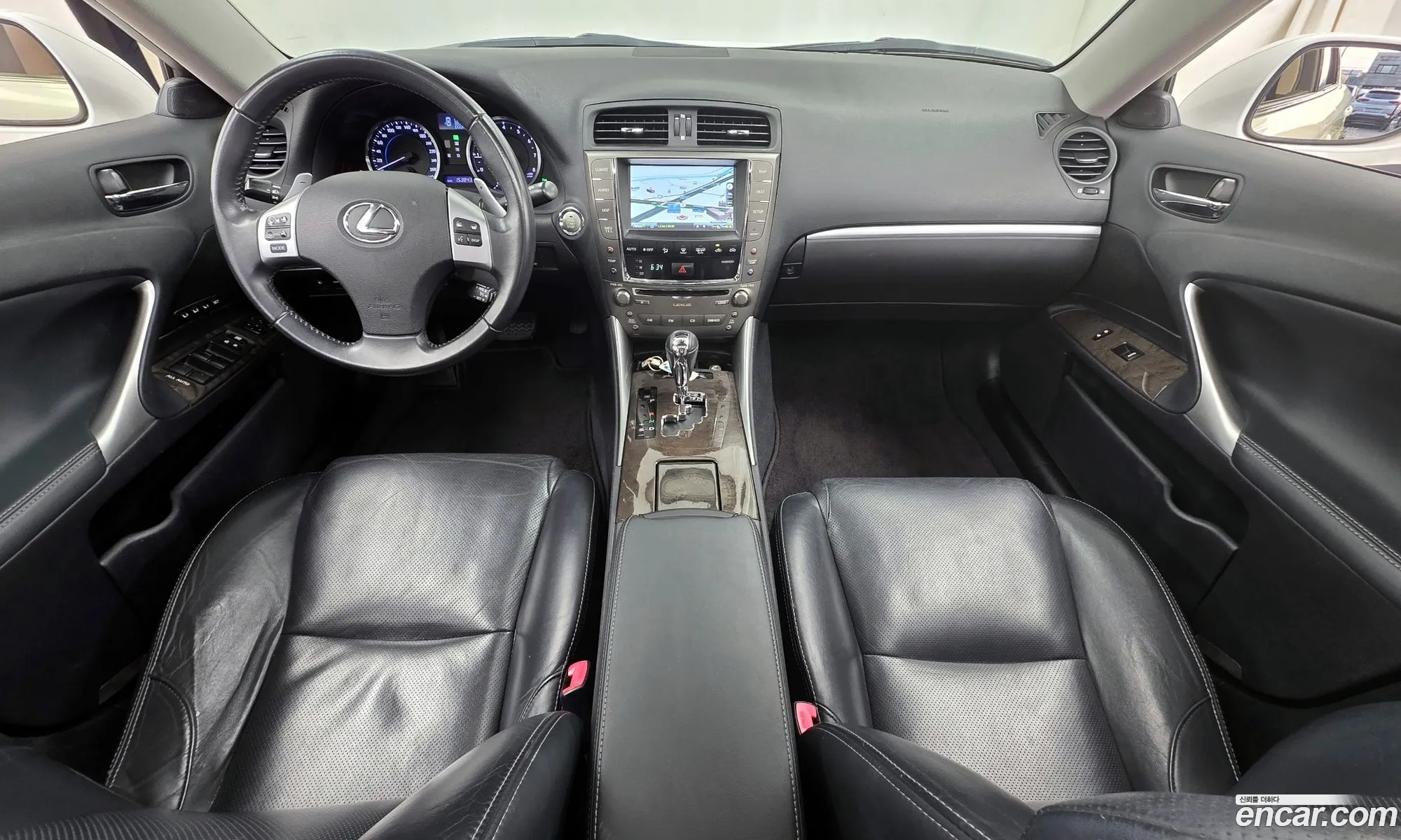 Lexus IS250 2011 — 19