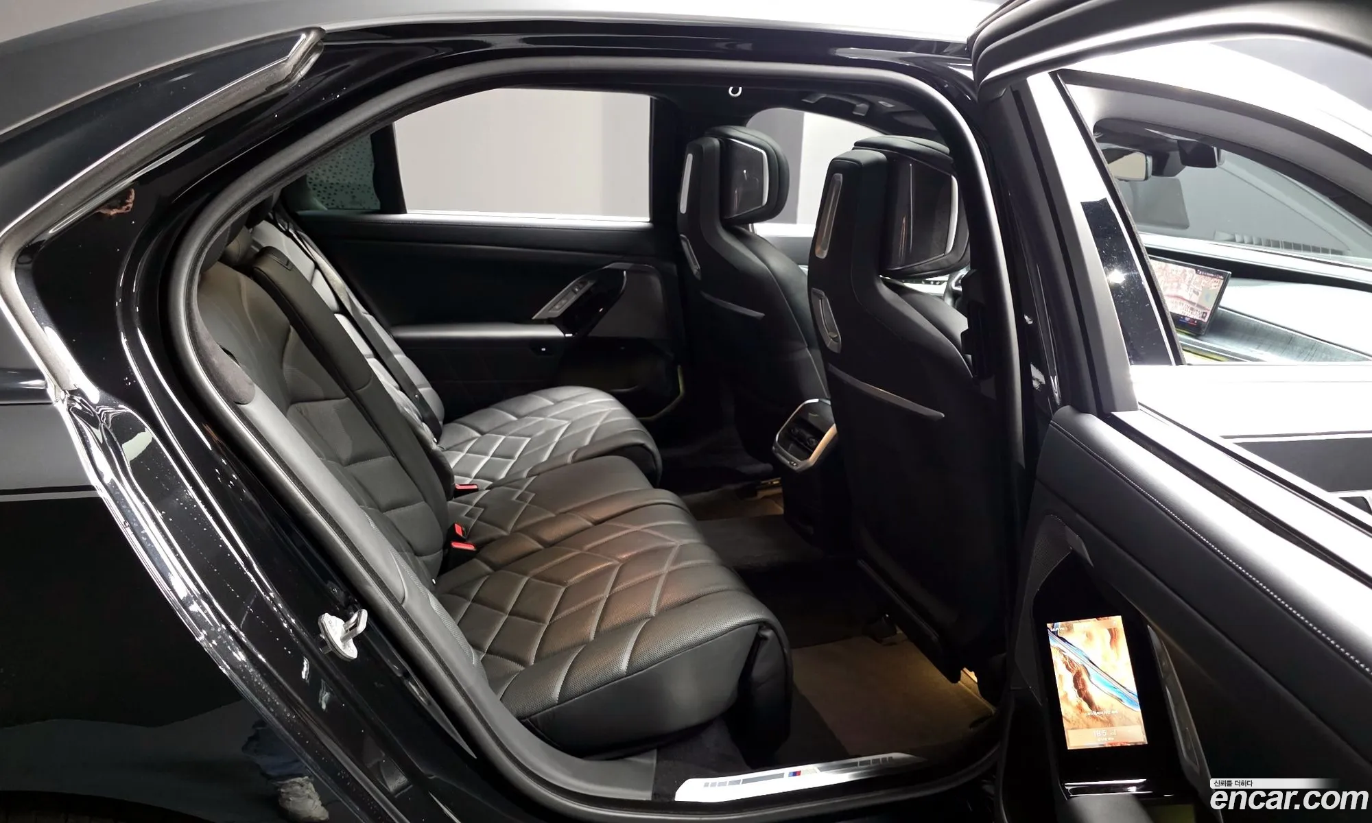BMW 7 Series 2023 — 25