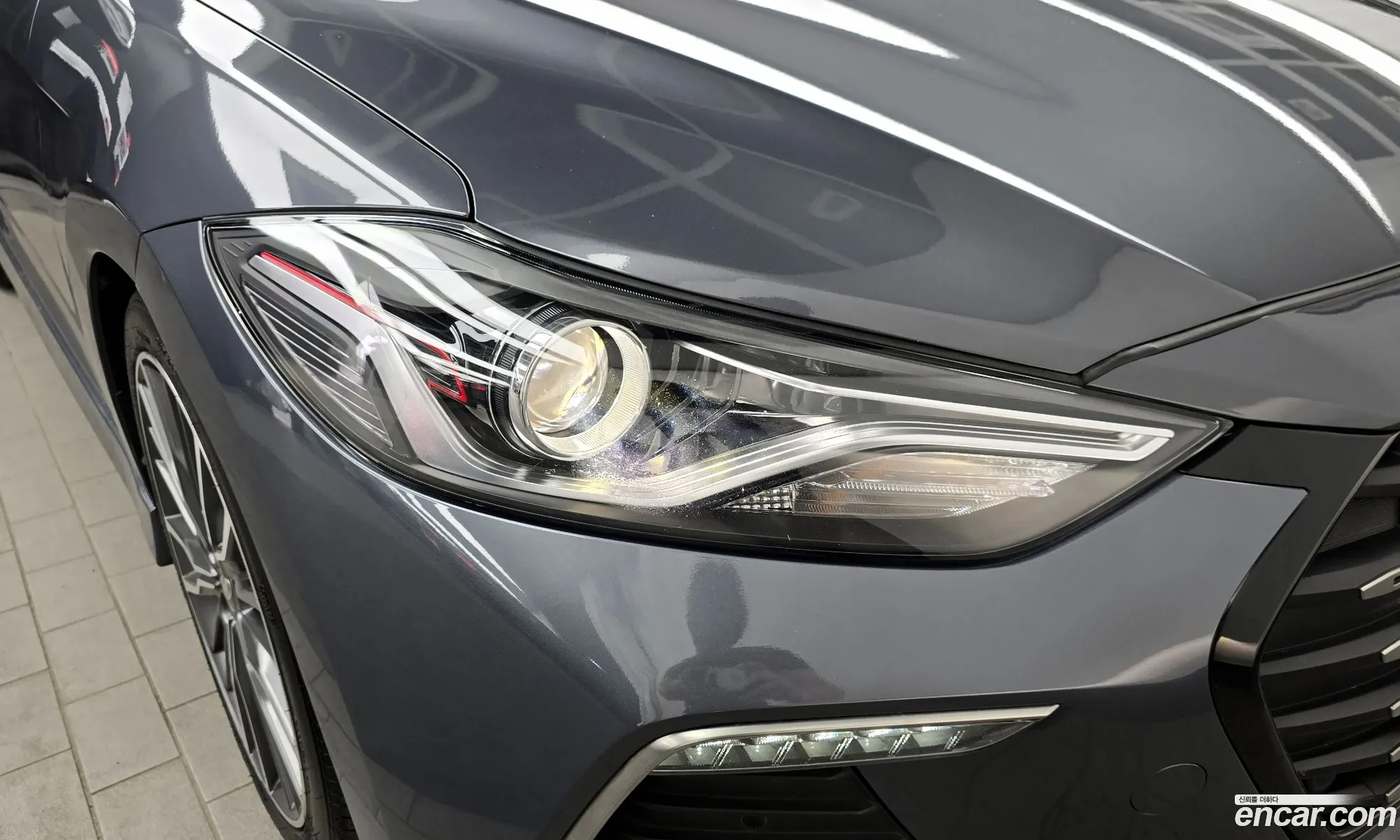 Hyundai Elantra AD 2016 — 14
