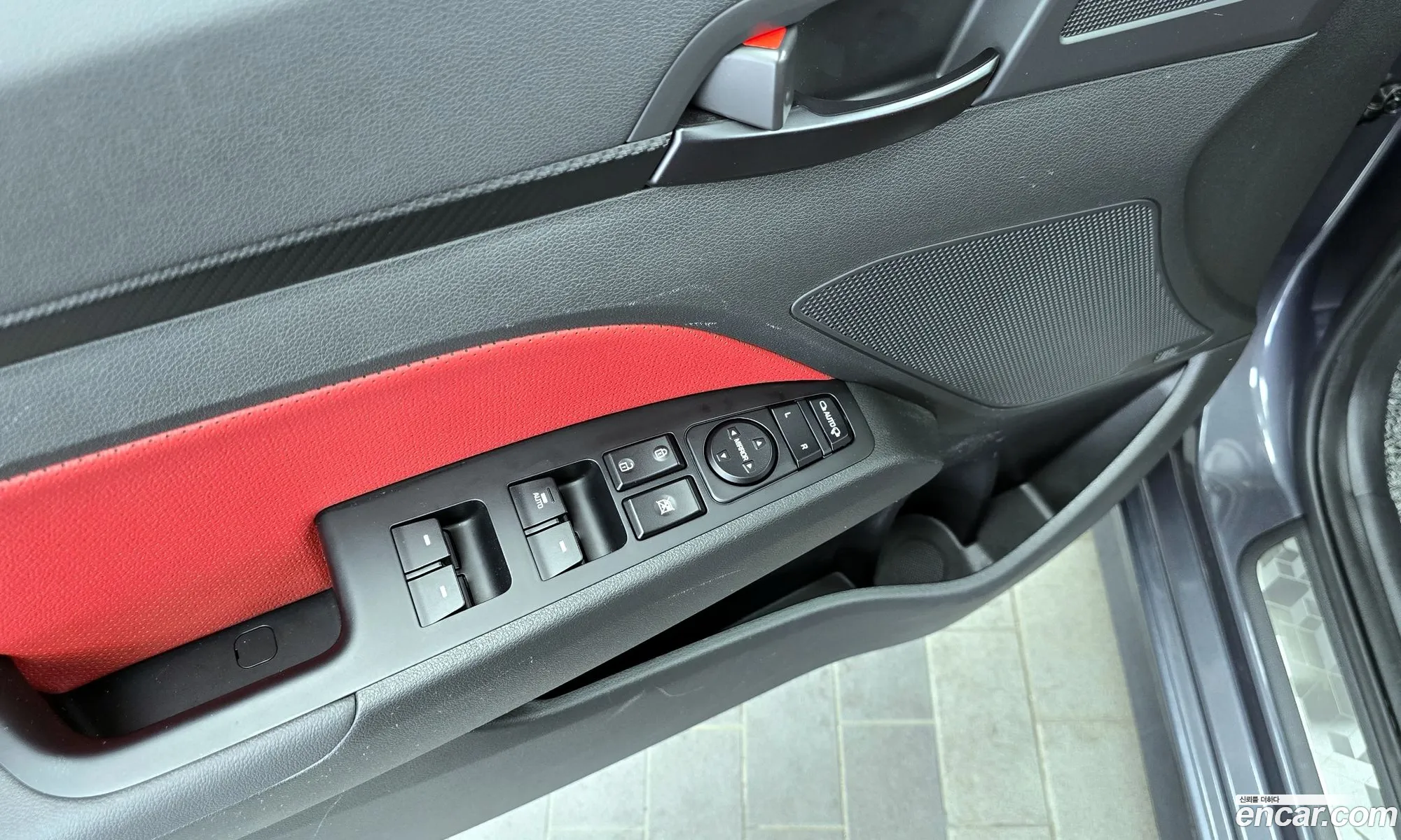 Hyundai Elantra AD 2016 — 17