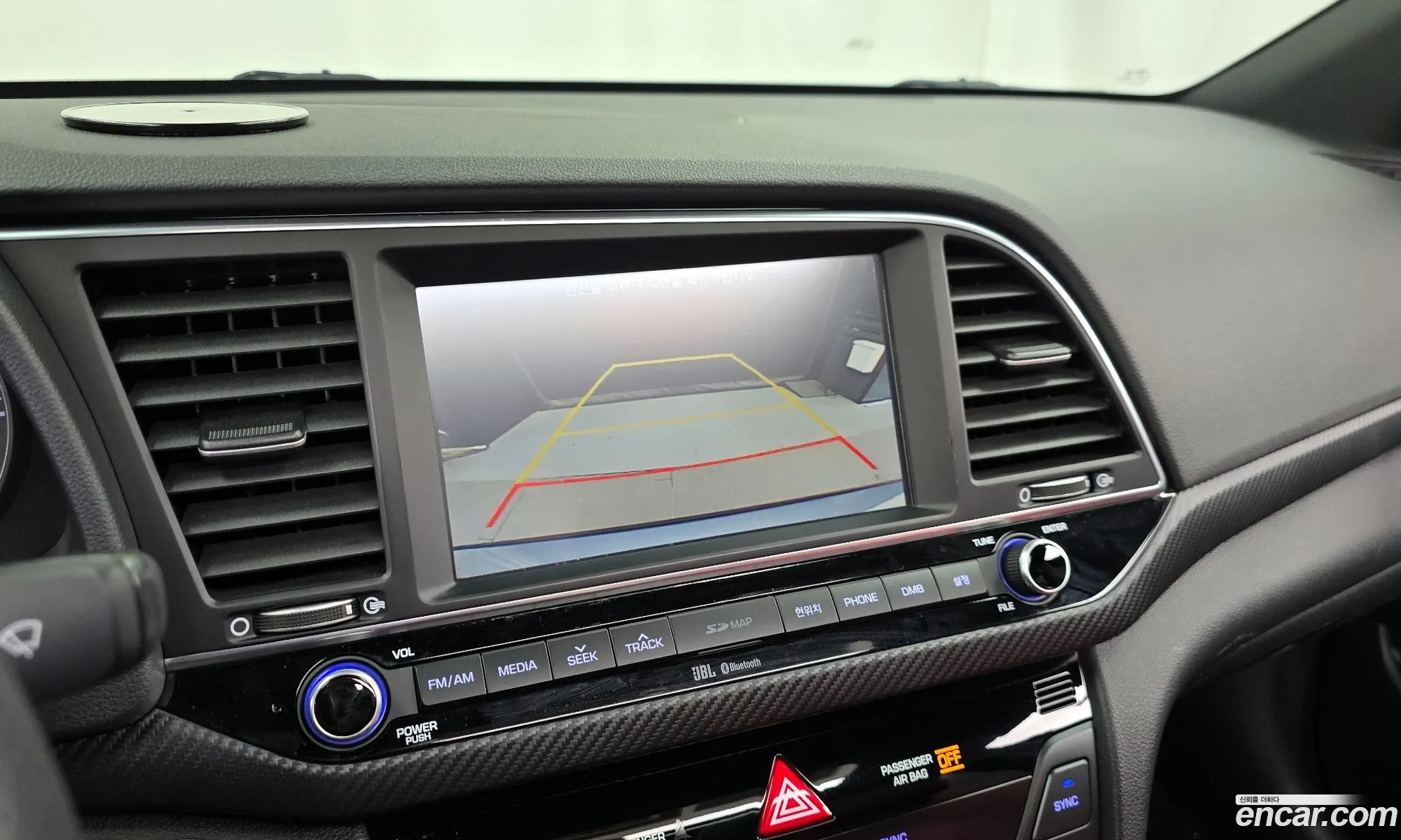 Hyundai Elantra AD 2016 — 22