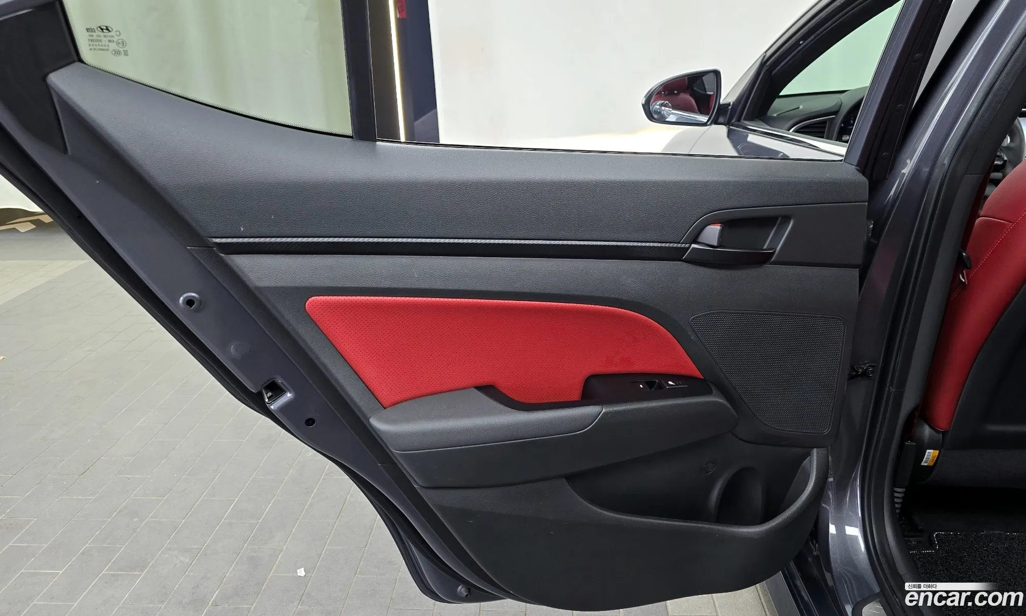 Hyundai Elantra AD 2016 — 9