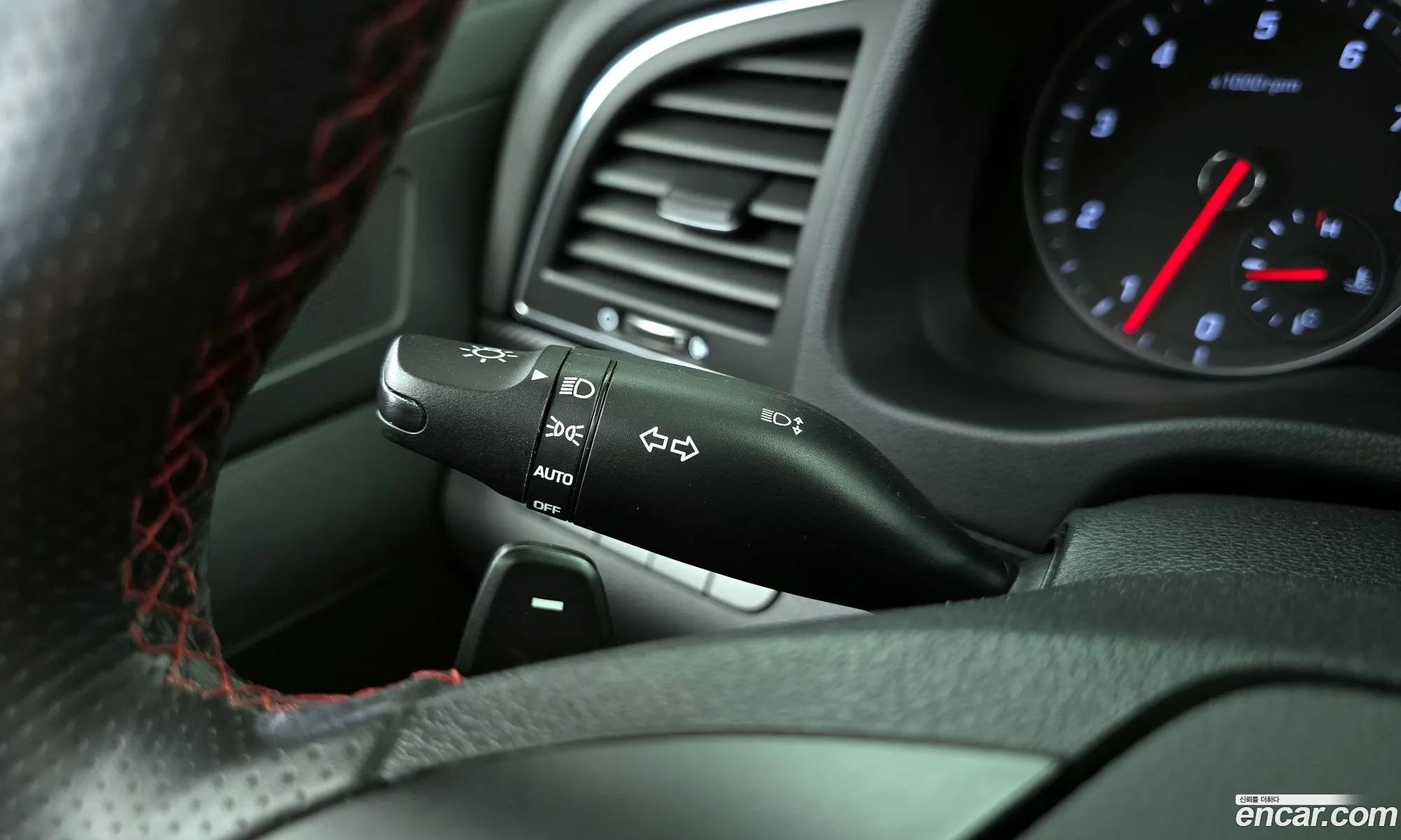 Hyundai Elantra AD 2016 — 20