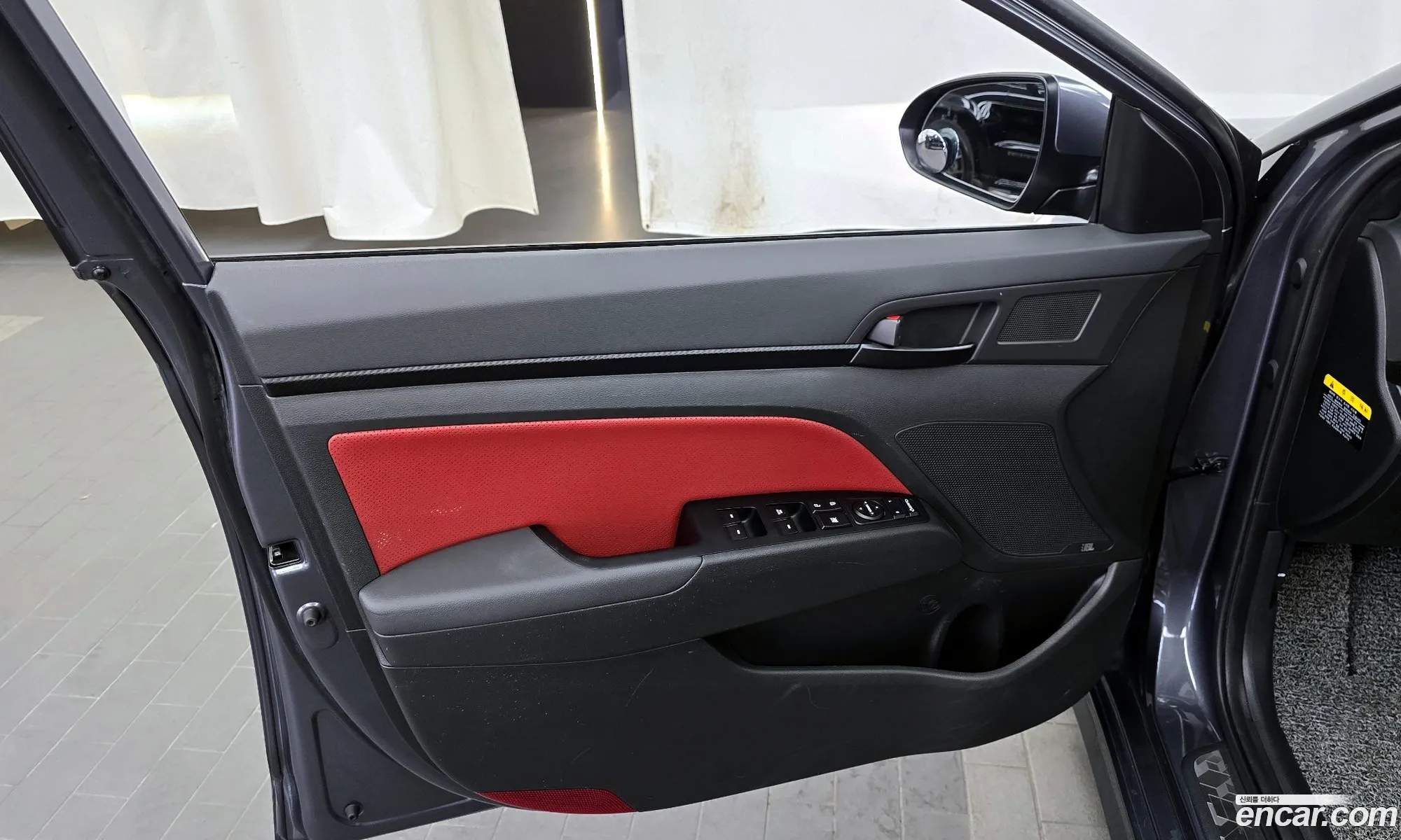 Hyundai Elantra AD 2016 — 25