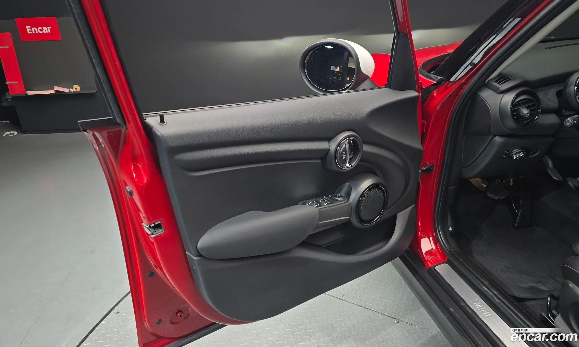 Mini Cooper 2018 WMWXU1100J2H33436 — 19