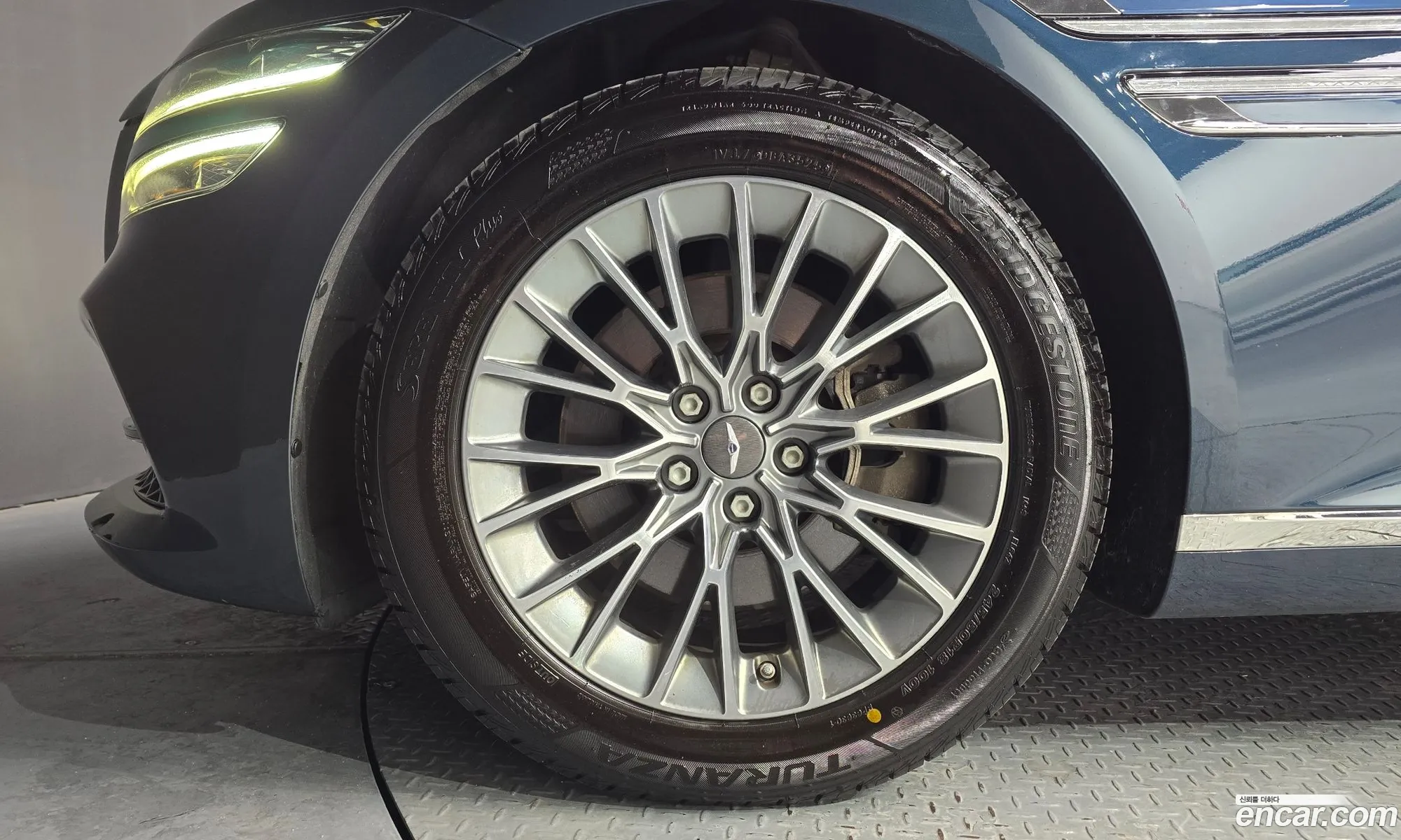 Genesis G80 2022 — 4