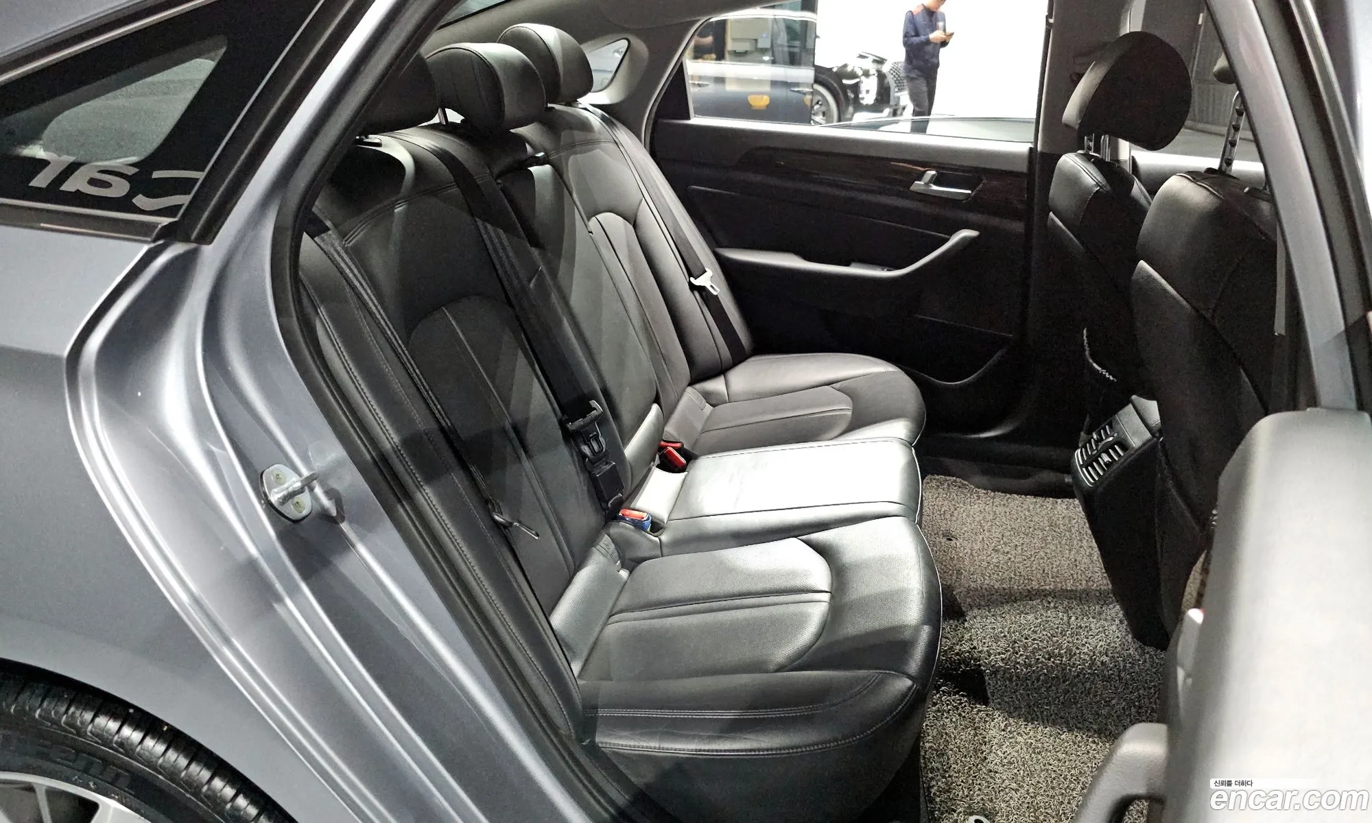 Hyundai LF Sonata 2015 — 10