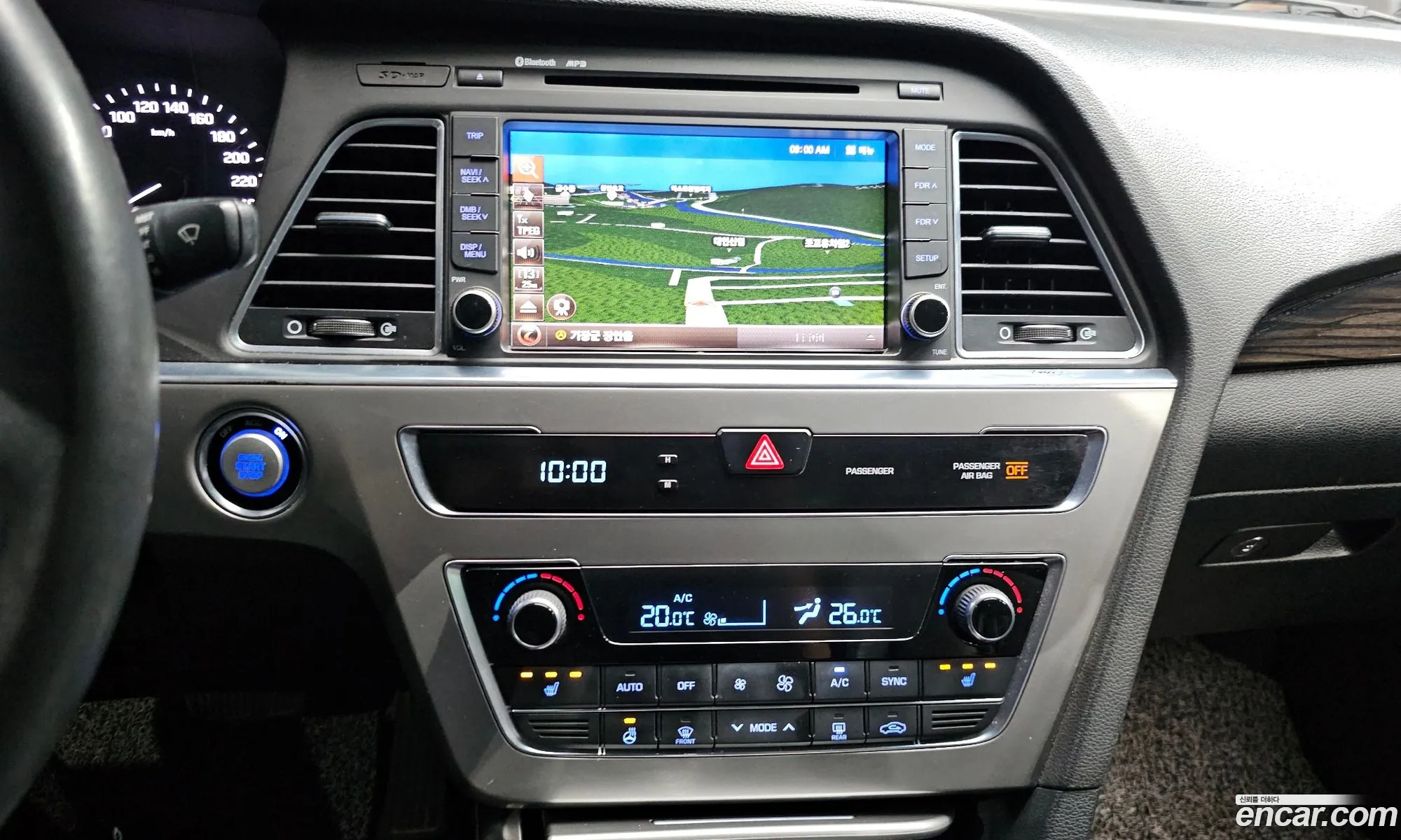 Hyundai LF Sonata 2015 — 14