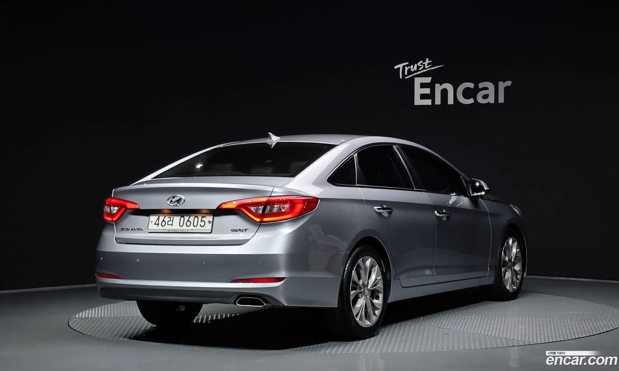 Hyundai LF Sonata 2015 — 28