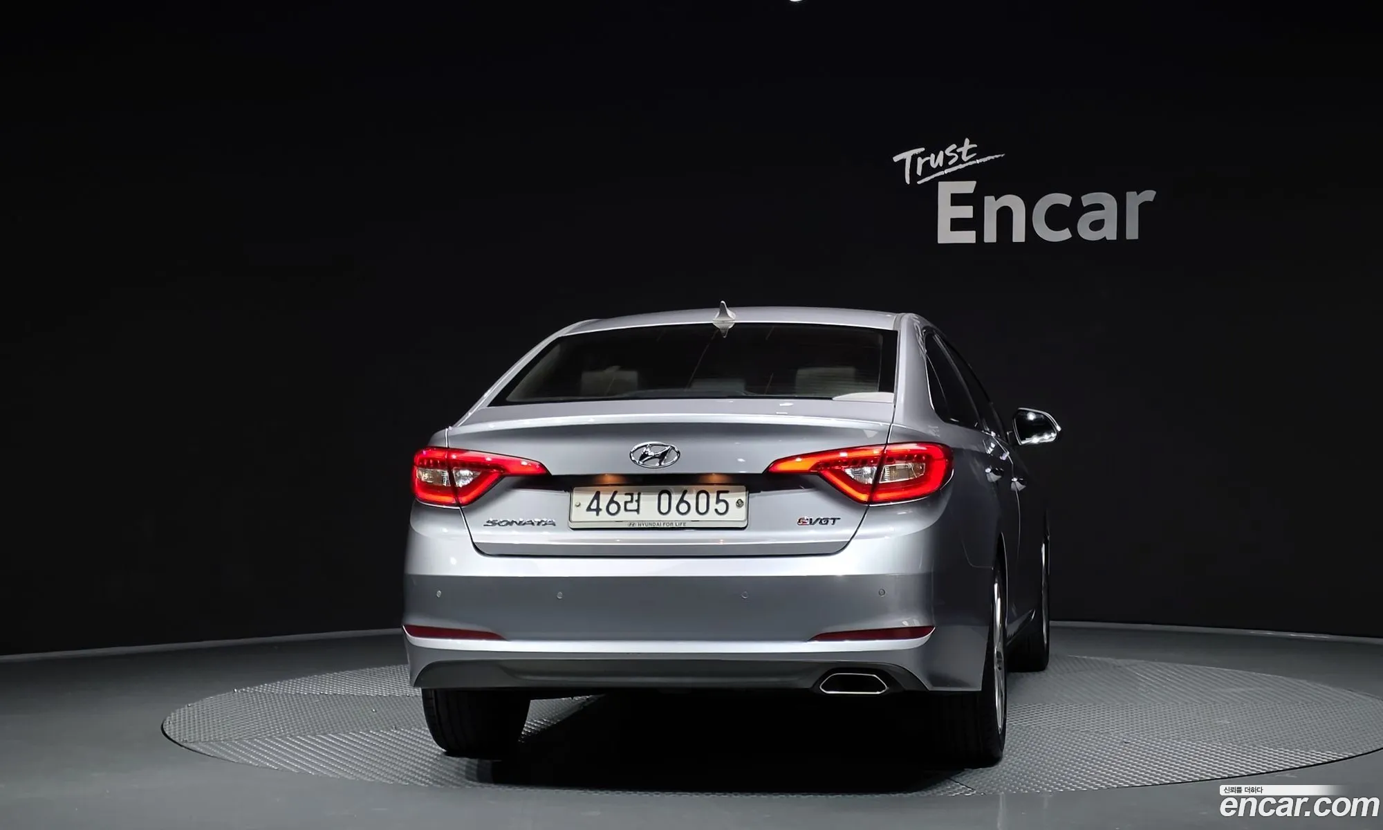 Hyundai LF Sonata 2015 — 12
