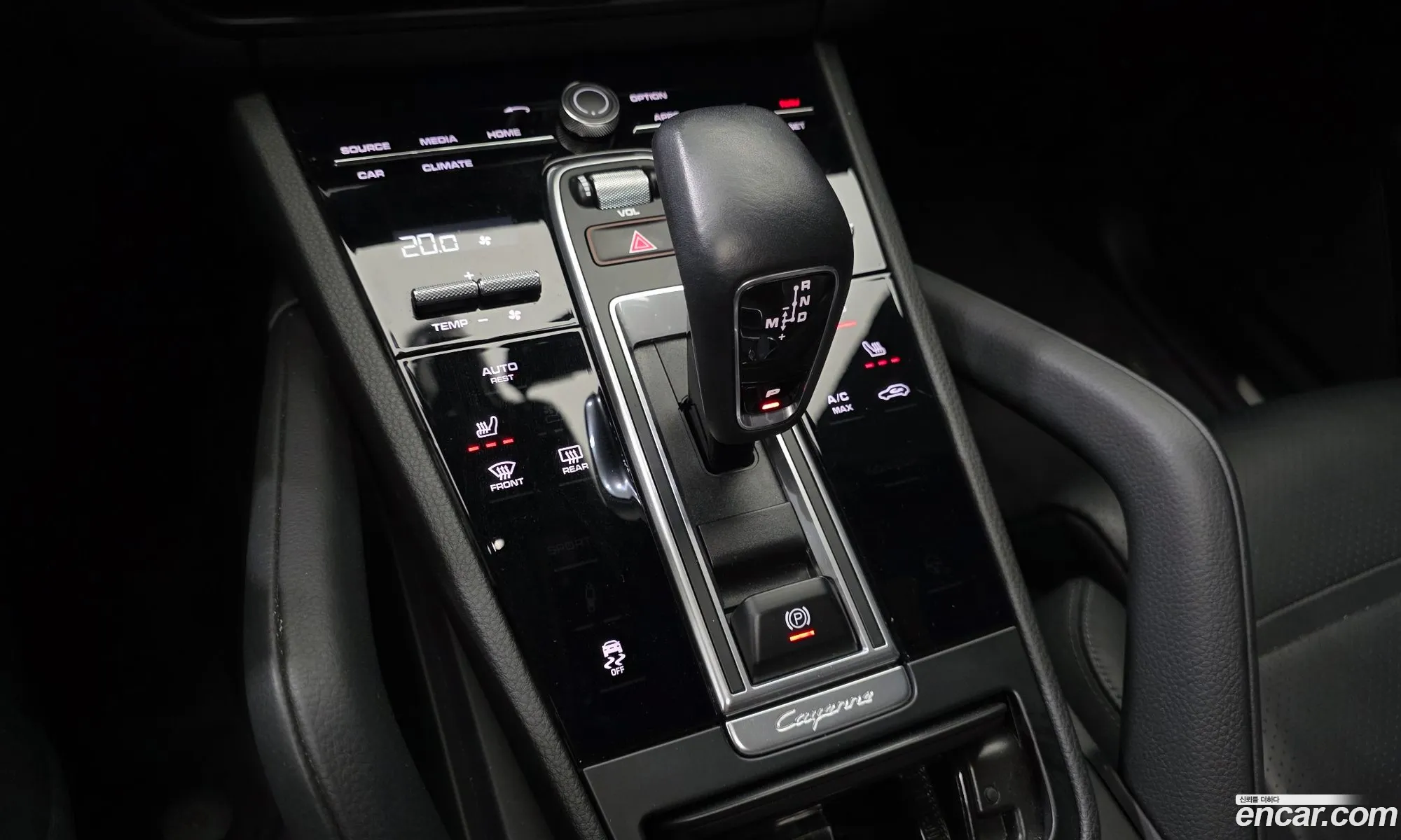 Porsche Cayenne 2021 — 27