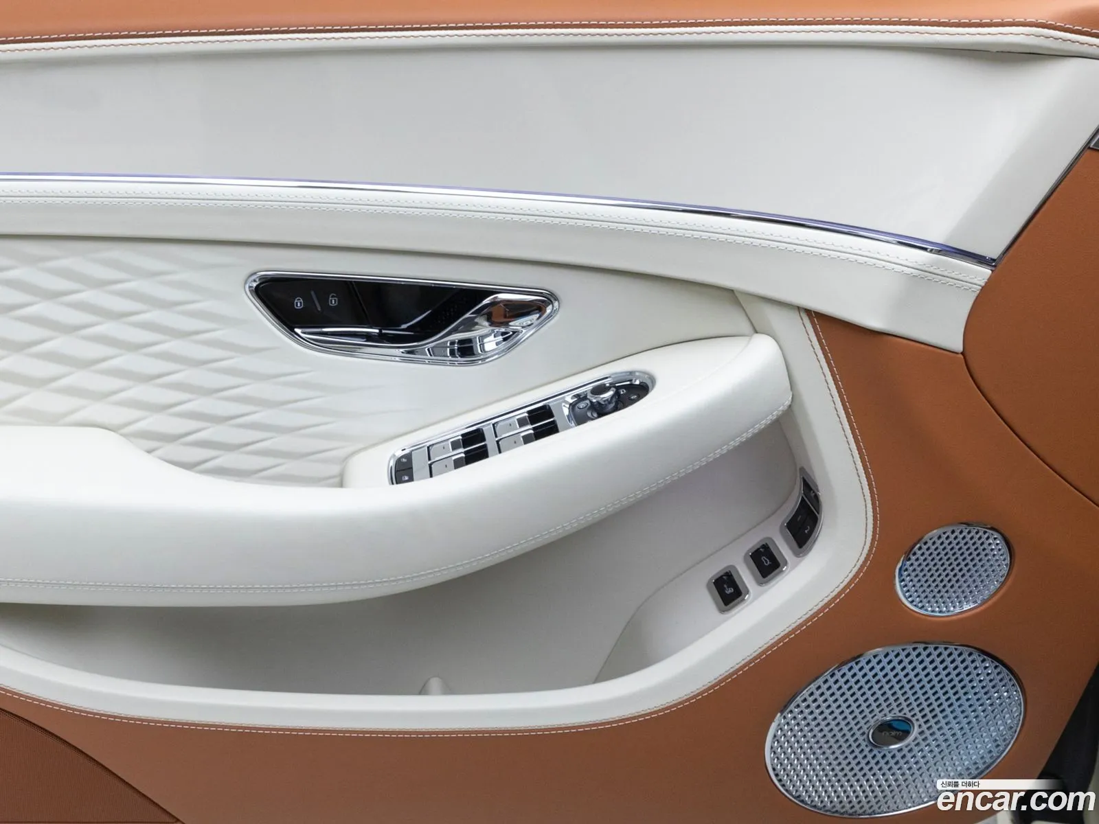 Bentley Continental GT 2025 — 4