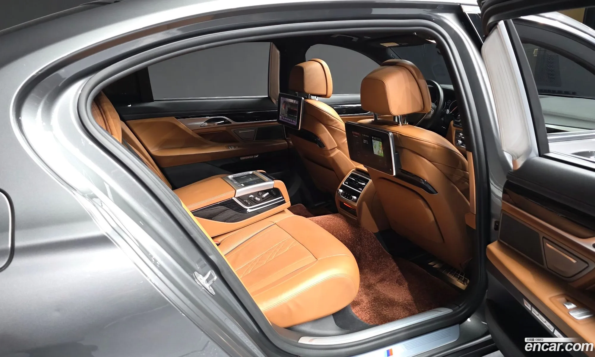BMW 7 Series 2018 WBA7G6100JB243290 — 2