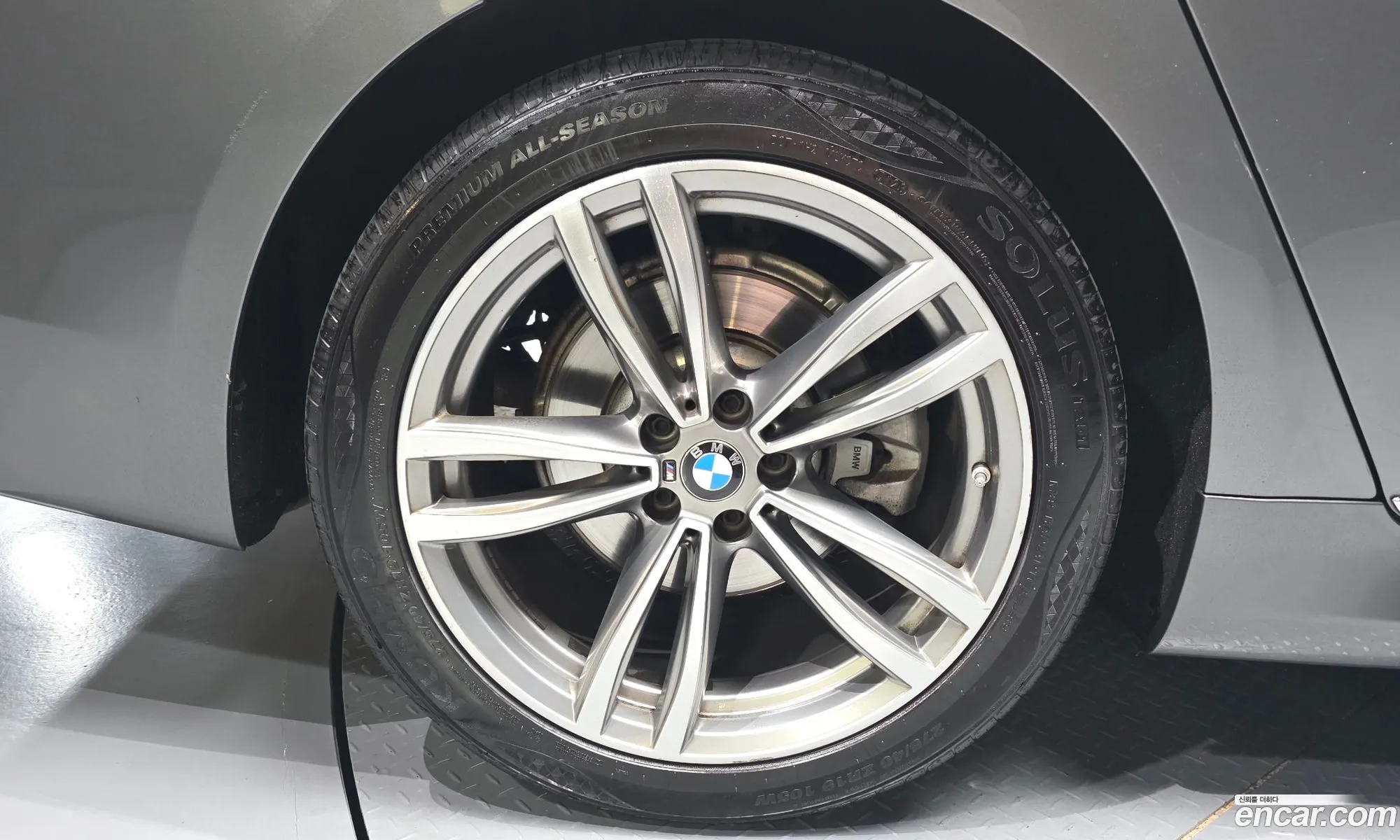BMW 7 Series 2018 WBA7G6100JB243290 — 13