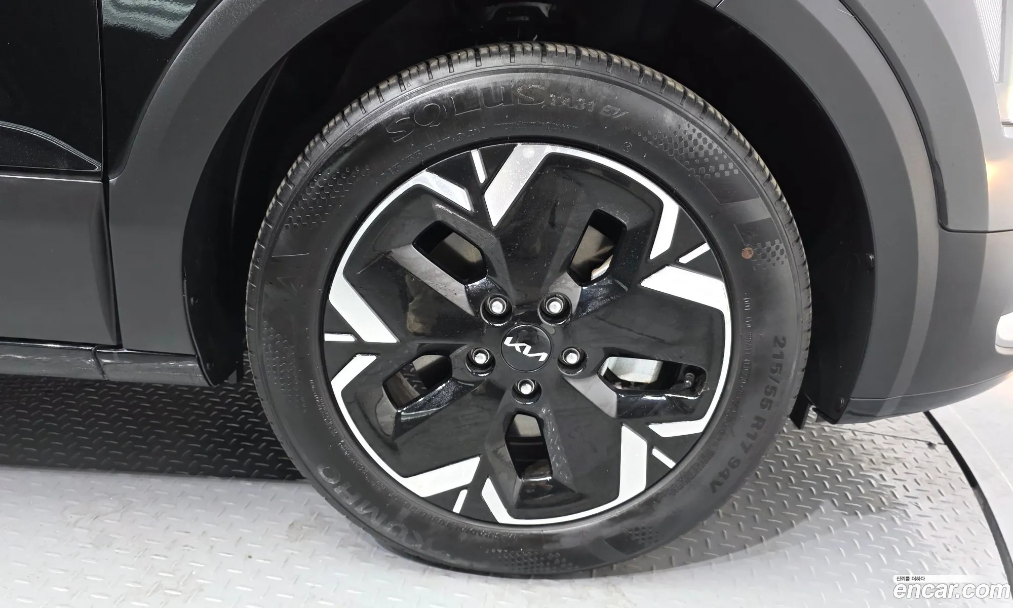 Kia Niro EV 2023 — 18