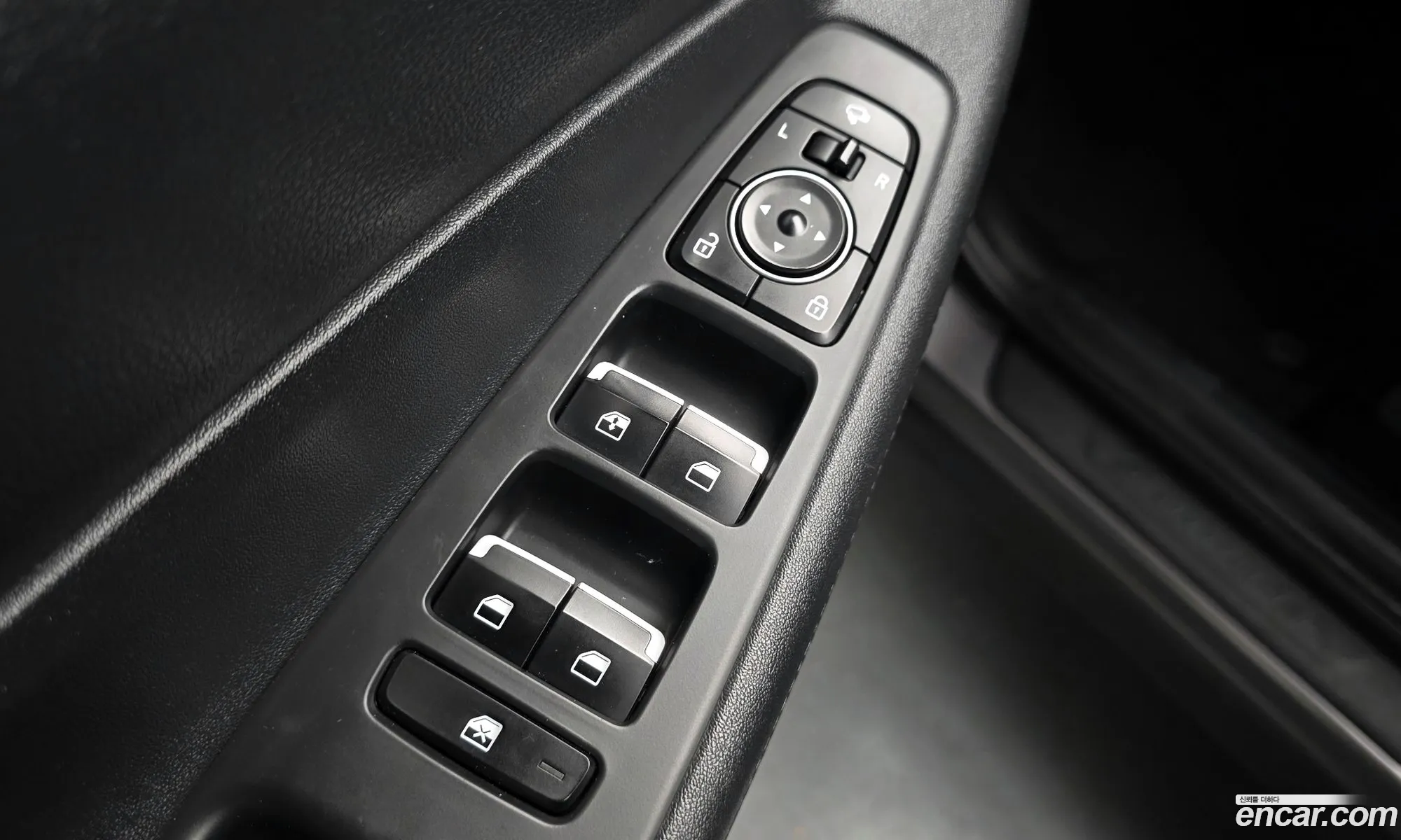 Hyundai Santa Fe 2021 — 30