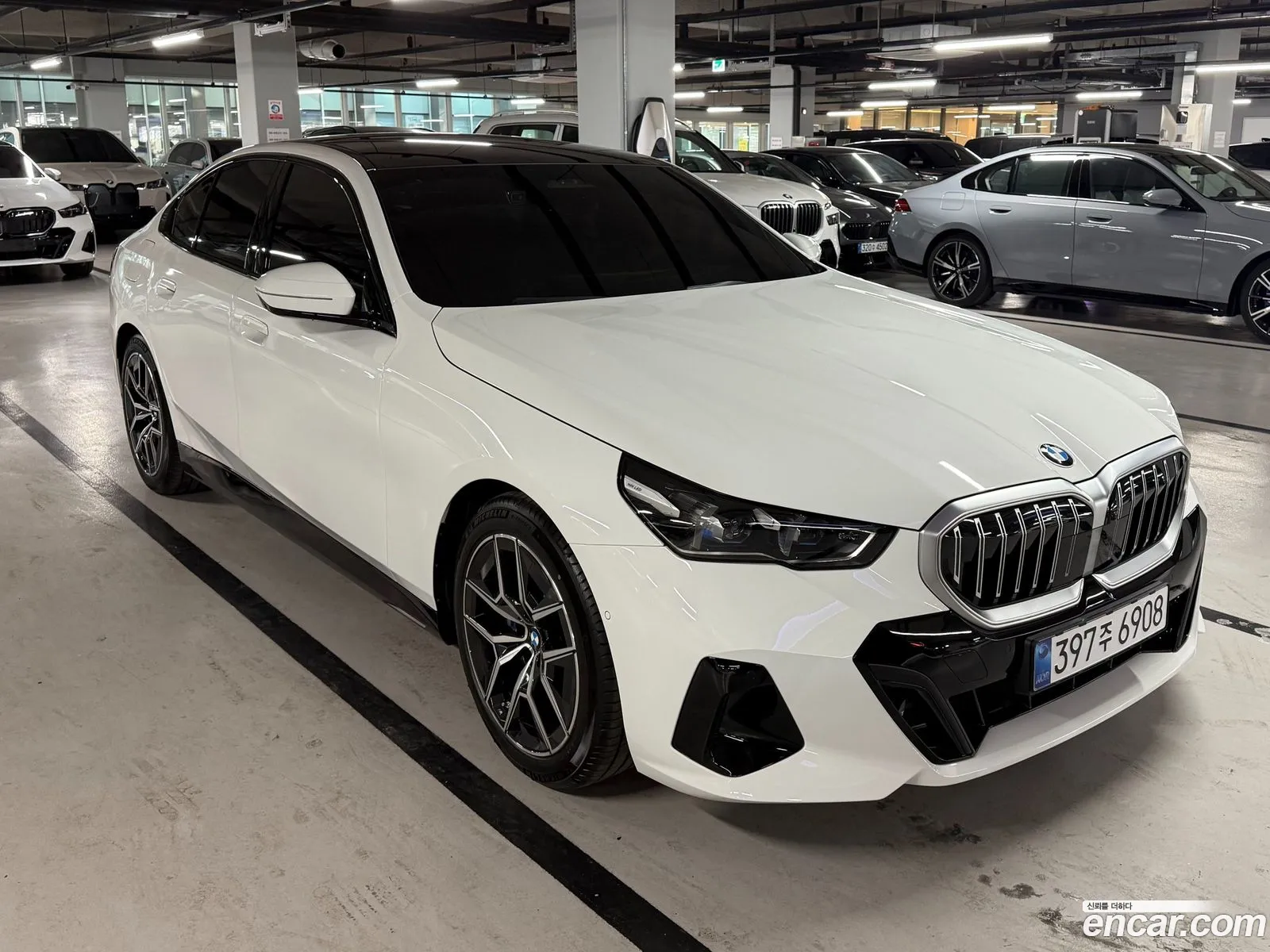 BMW 5 Series 2026 — 6
