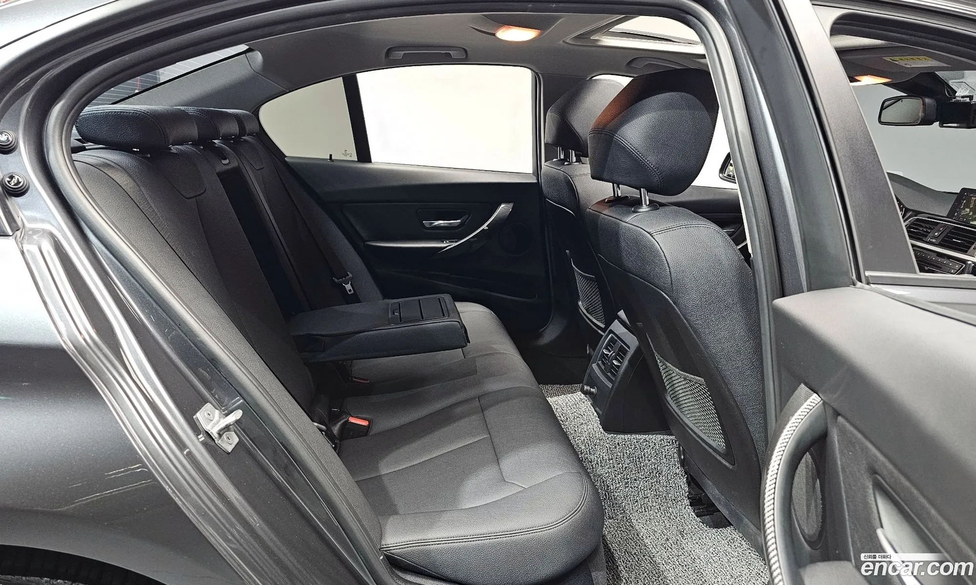 BMW 3 Series 2017 WBA8C5105JA075856 — 20