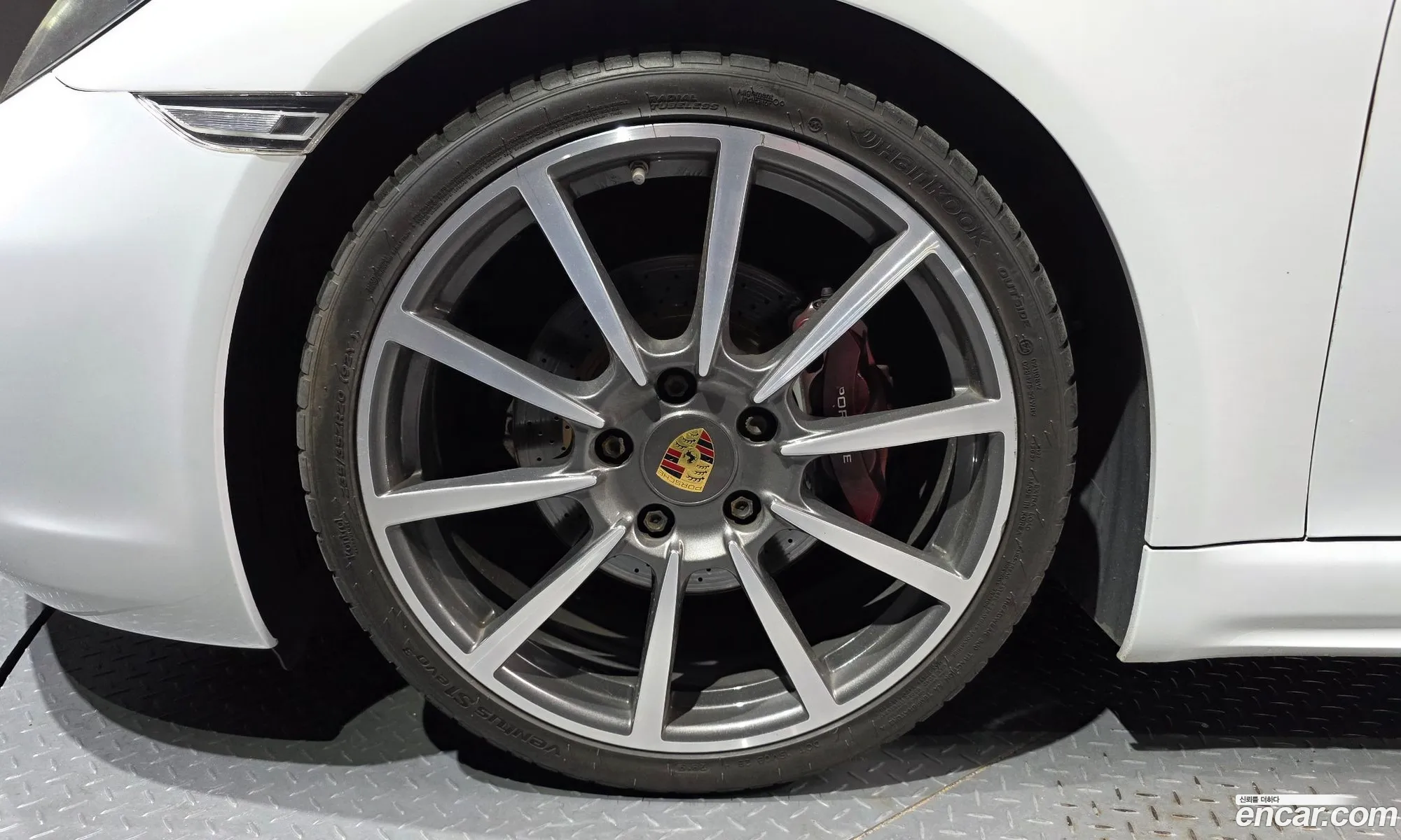 Porsche 718 Boxster 2017 WP0CA2986HS222458 — 2