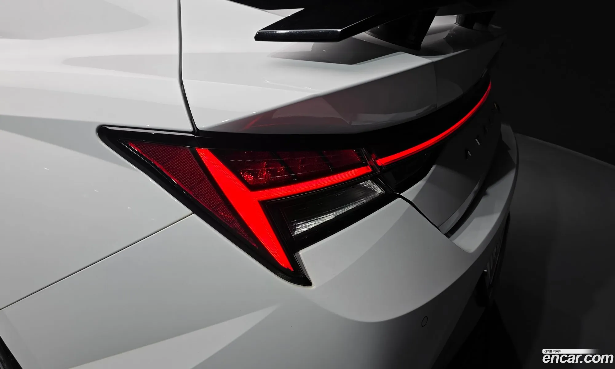 Hyundai Elantra 2021 — 21