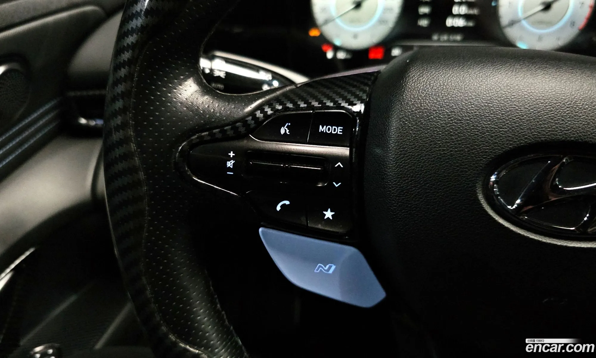 Hyundai Elantra 2021 — 18