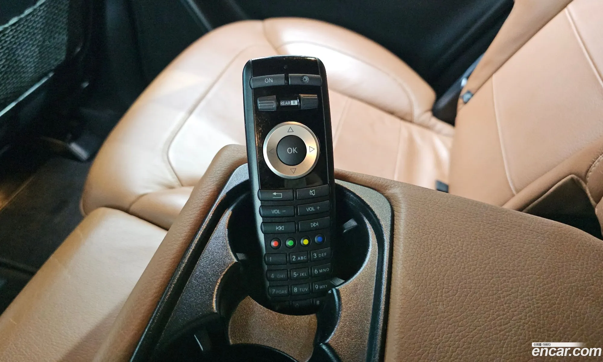 Mercedes-Benz GLS-Class X166 2018 WDCDF2EE1JB088900 — 32