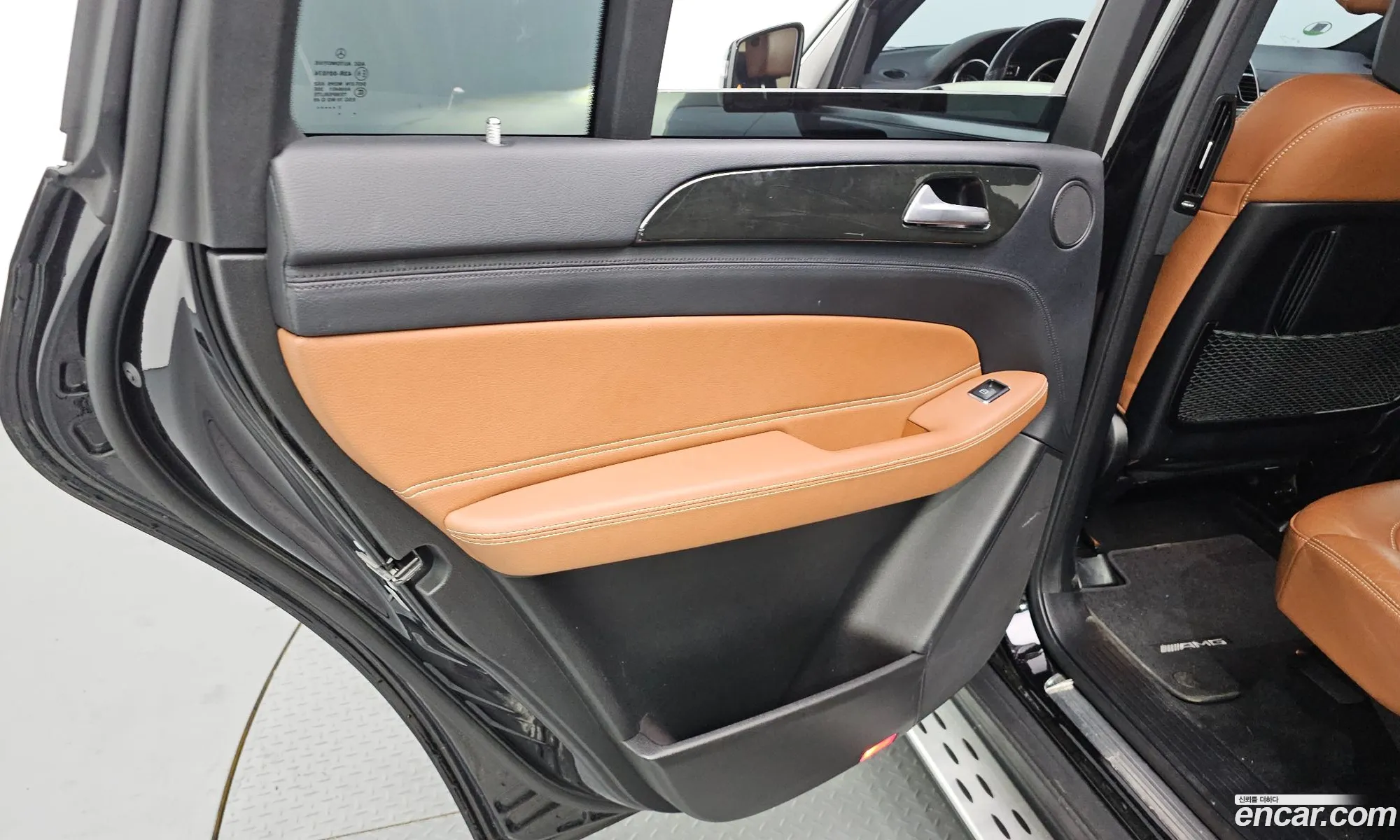 Mercedes-Benz GLS-Class X166 2018 WDCDF2EE1JB088900 — 23