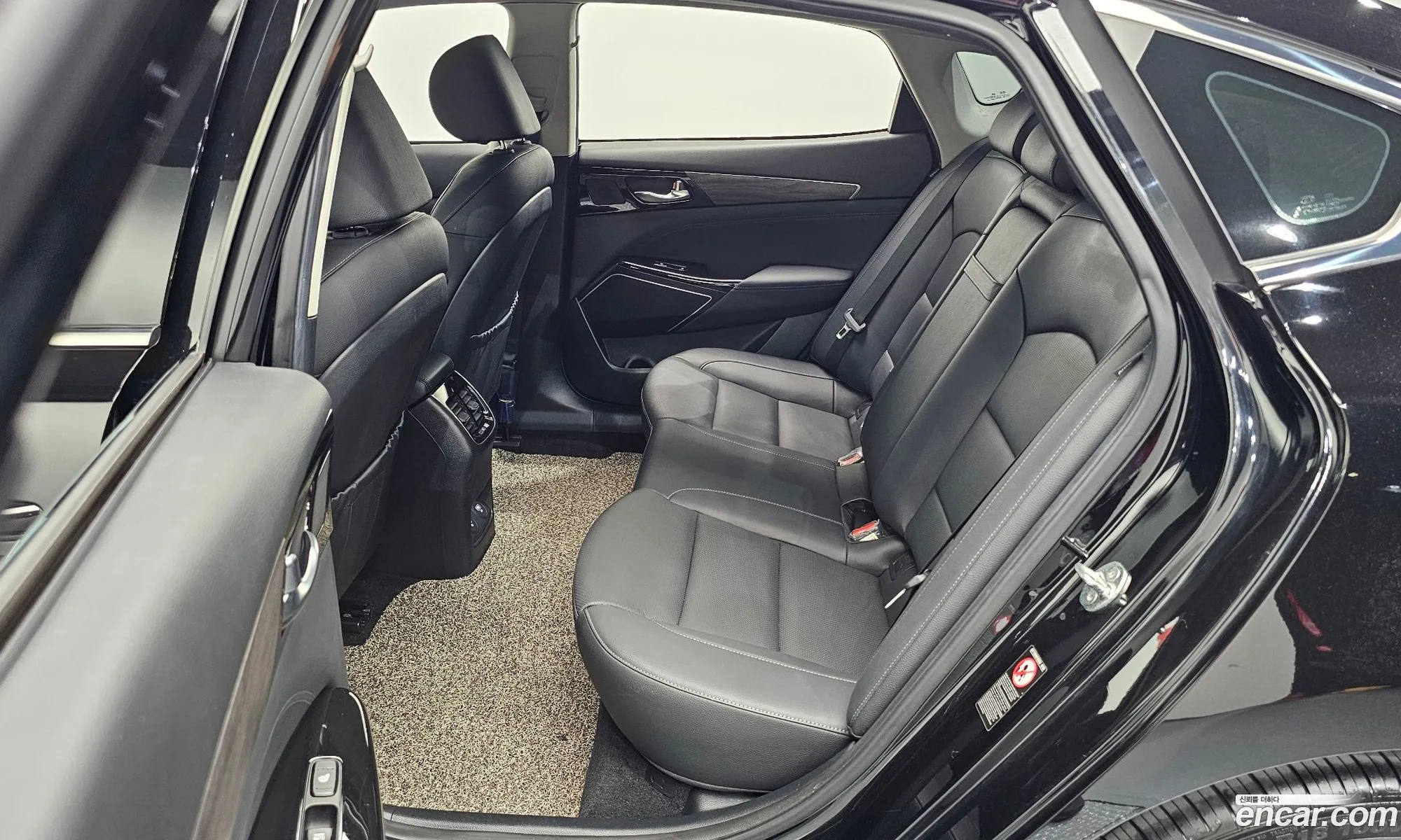 Kia K7 Premier 2019 — 10