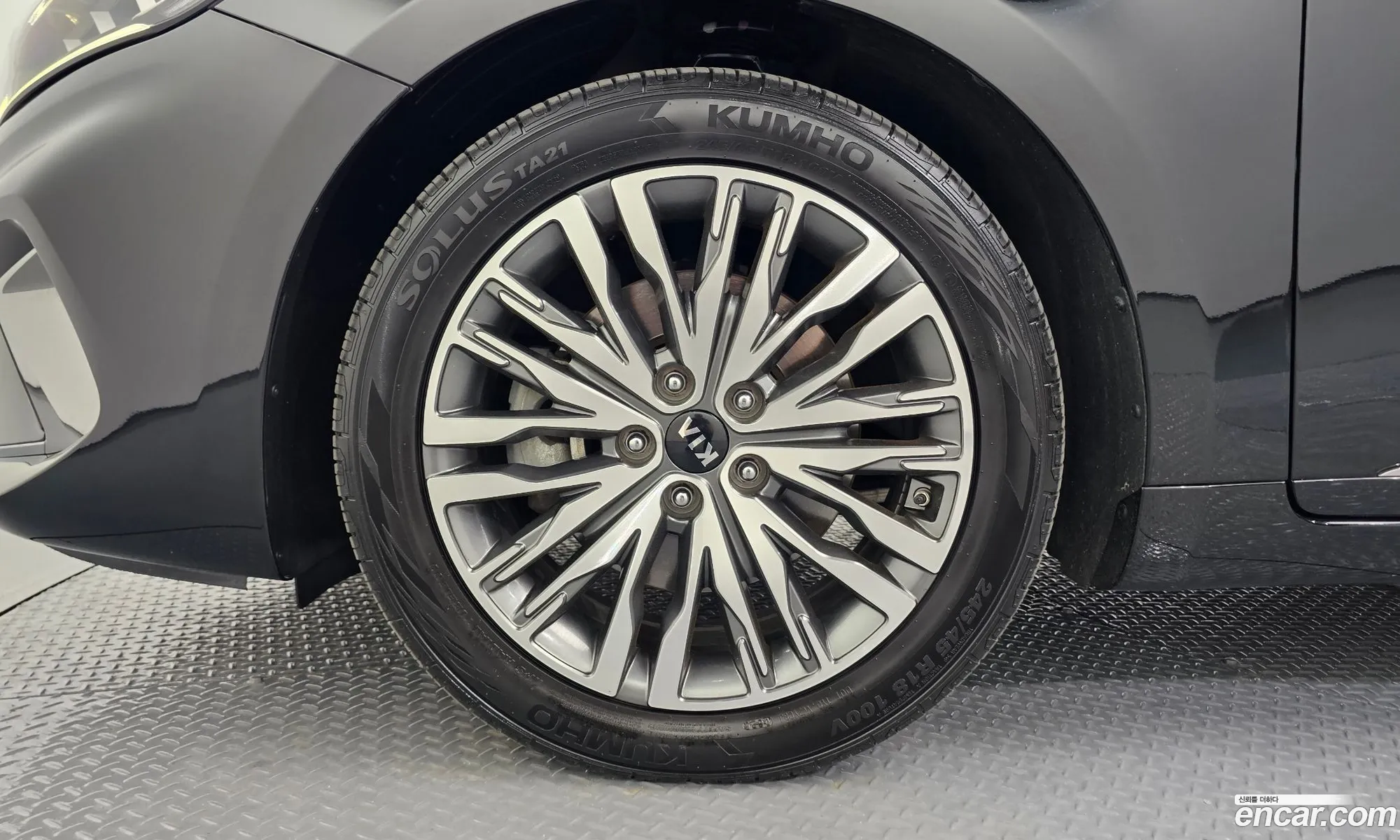 Kia K7 Premier 2019 — 7