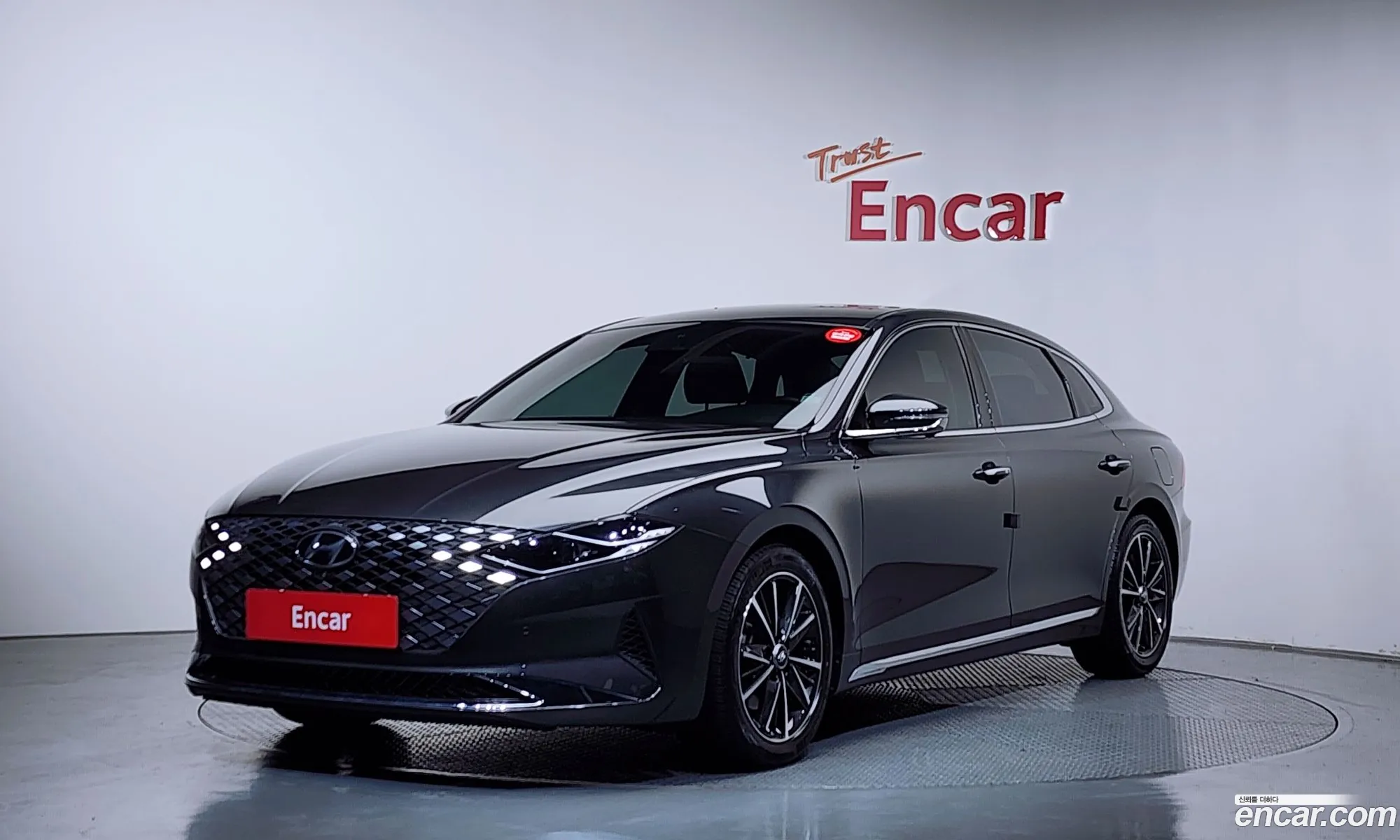 Hyundai Grandeur IG 2019 — 22