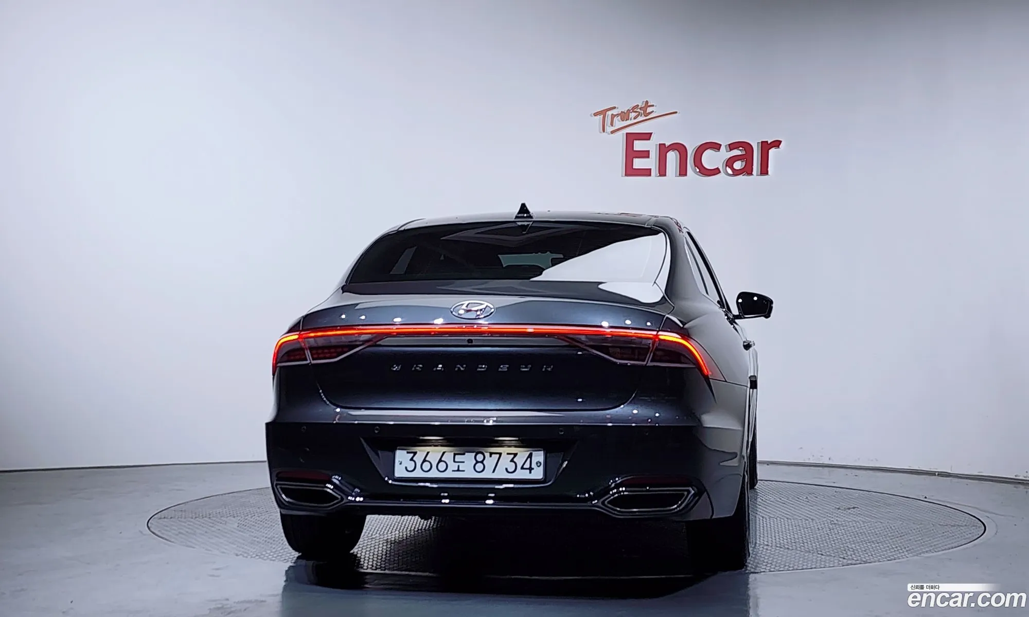 Hyundai Grandeur IG 2019 — 32