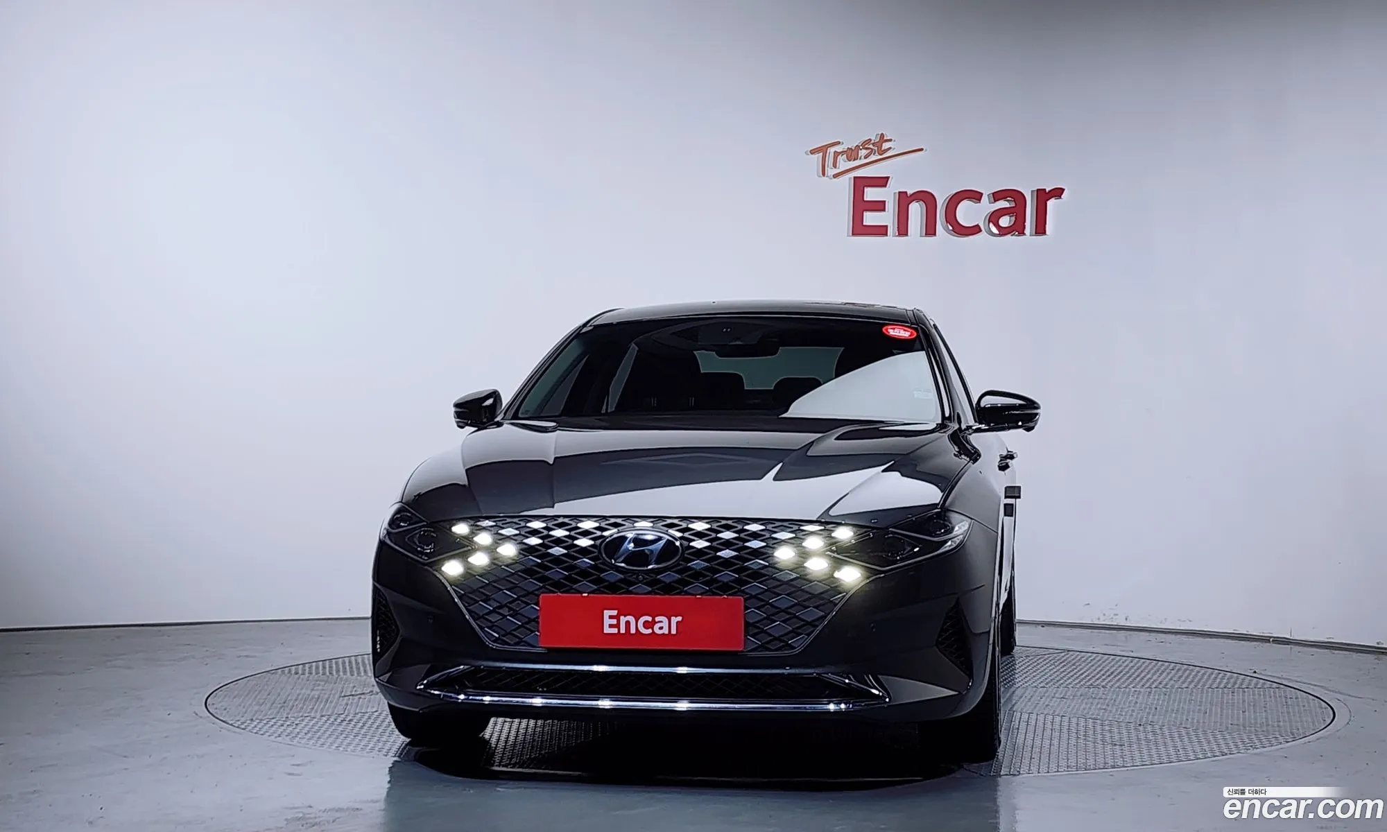 Hyundai Grandeur IG 2019 — 12