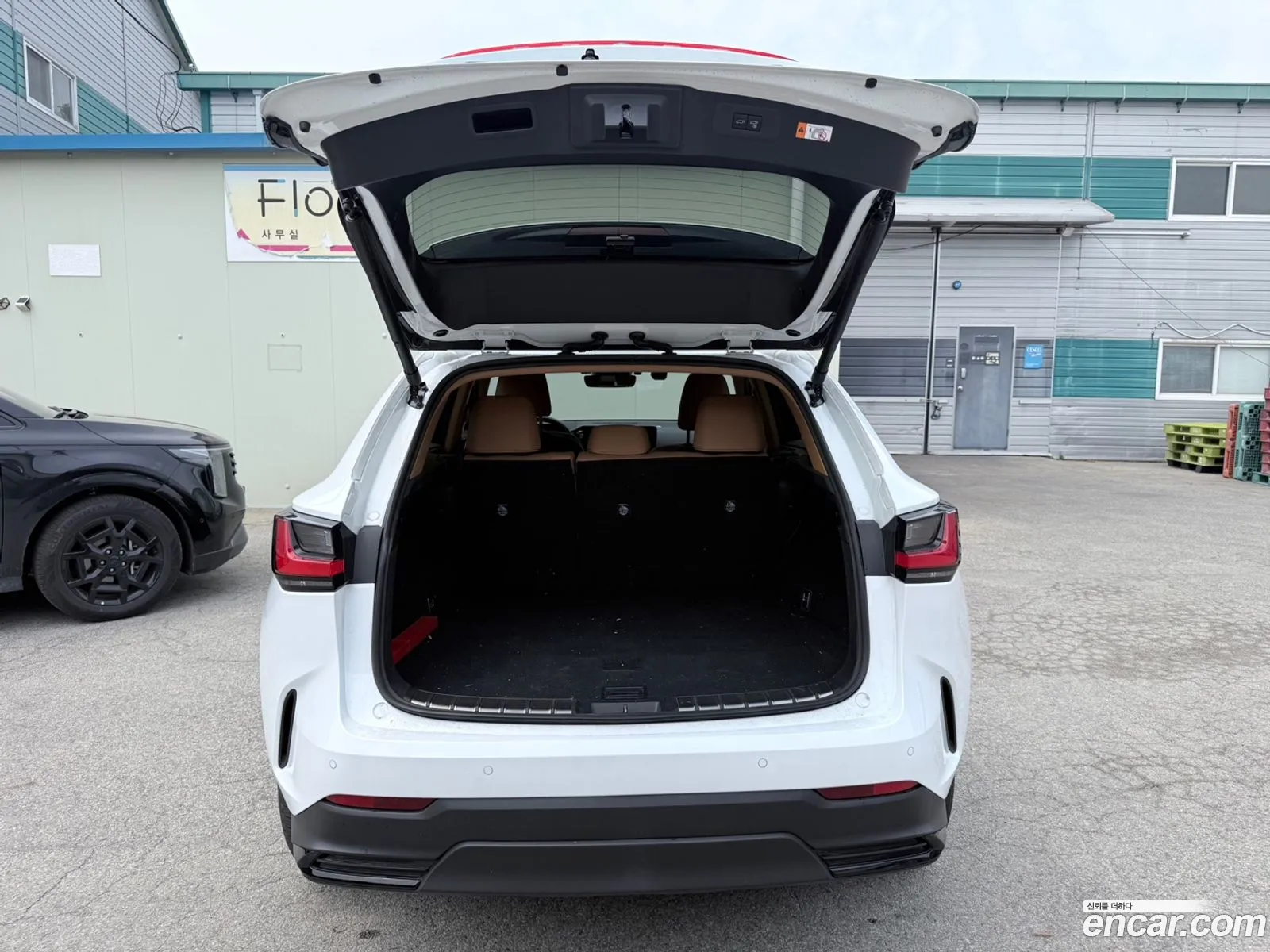 Lexus NX450h+ 2026 — 10