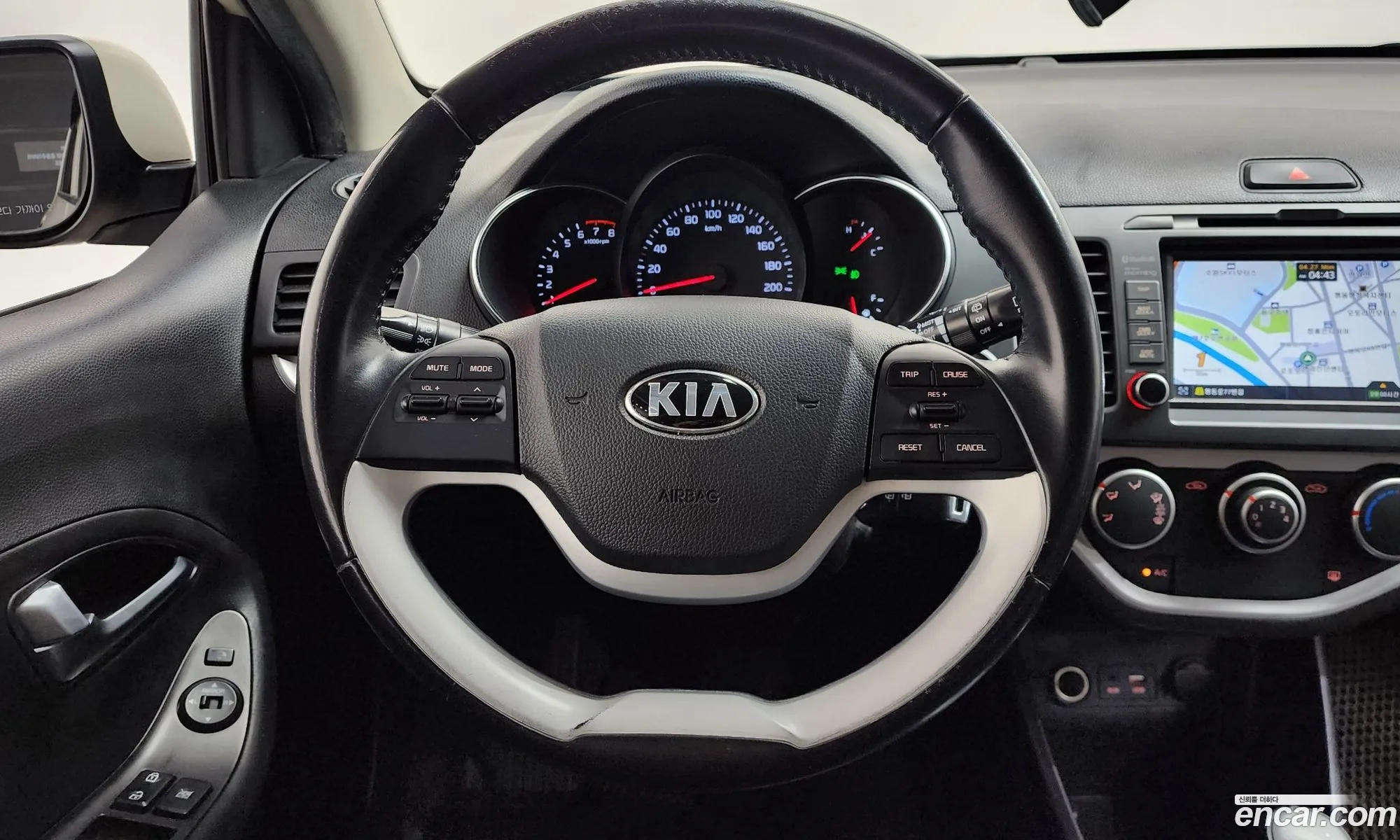 Kia Morning 2015 — 23