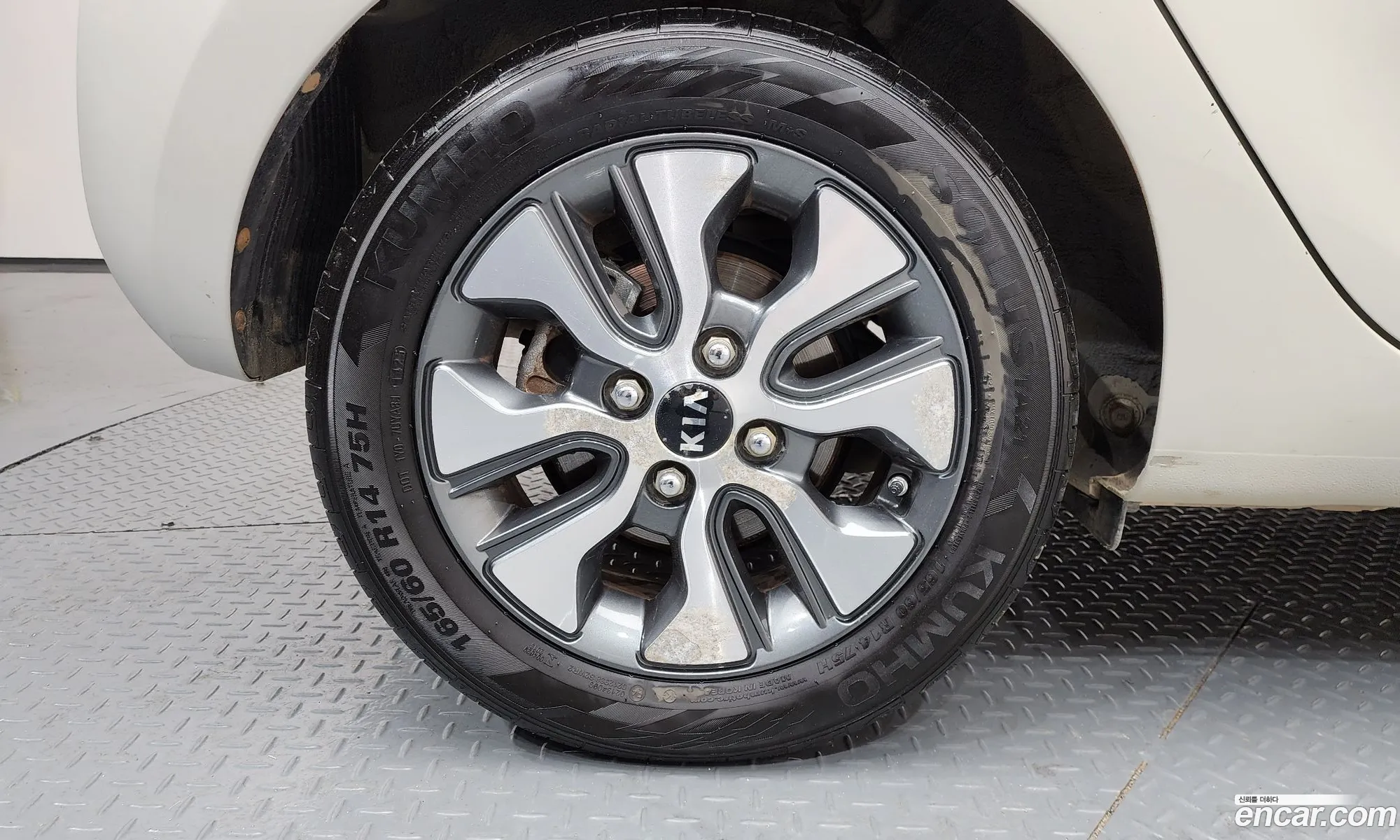 Kia Morning 2015 — 13