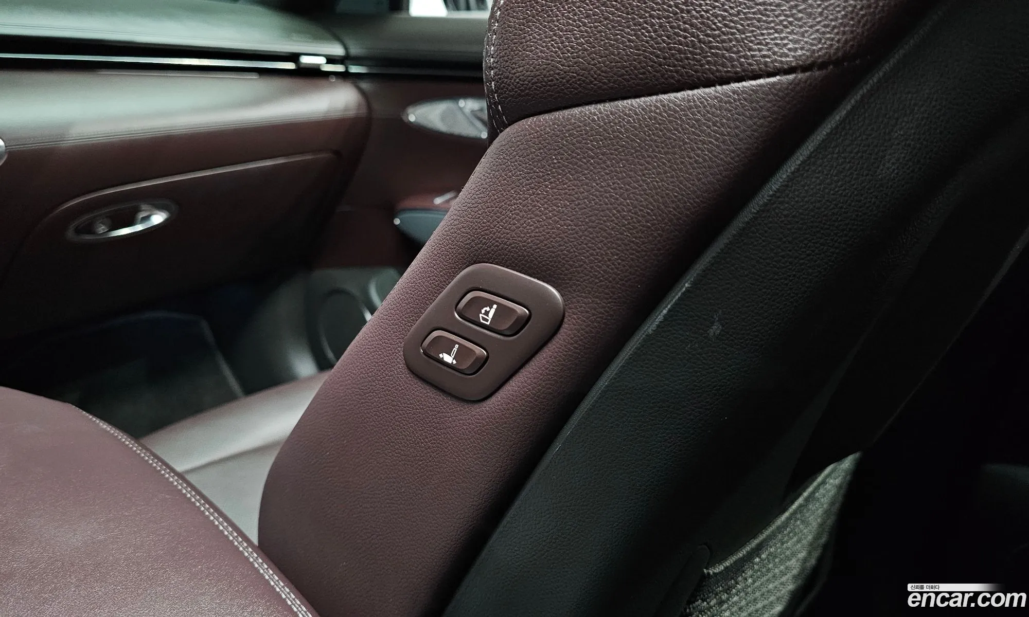 Genesis GV70 2021 — 3