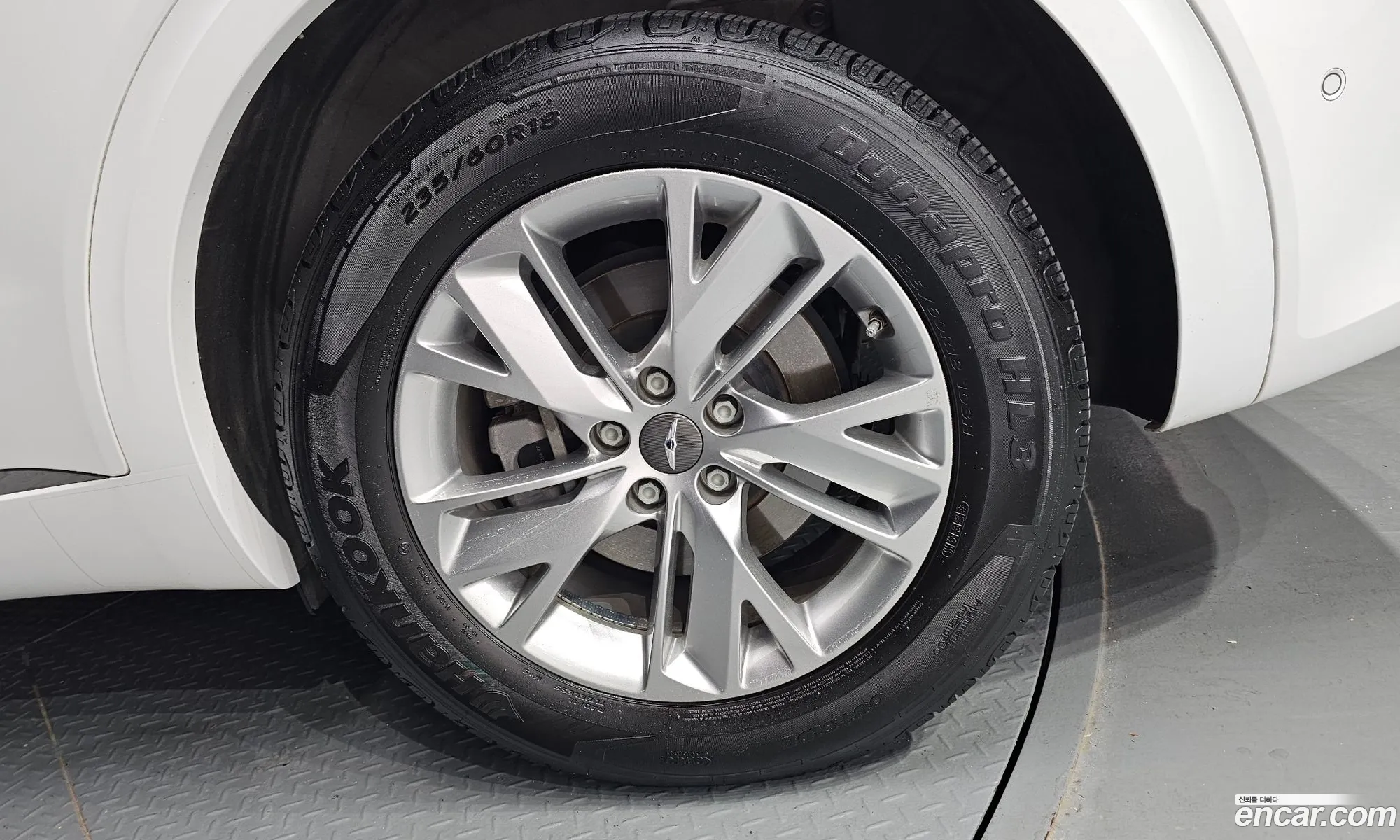 Genesis GV70 2021 — 27