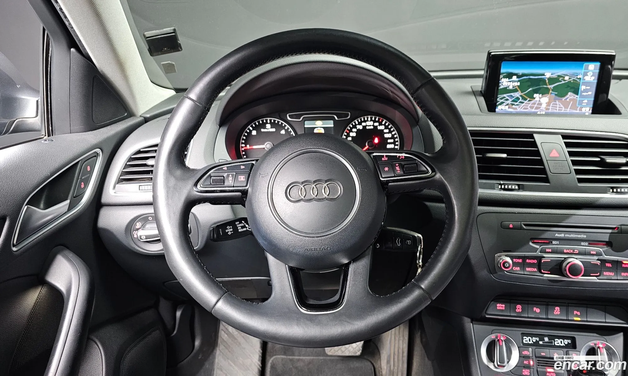 Audi Q3 2013 WAUZZZ8U1DR038764 — 8