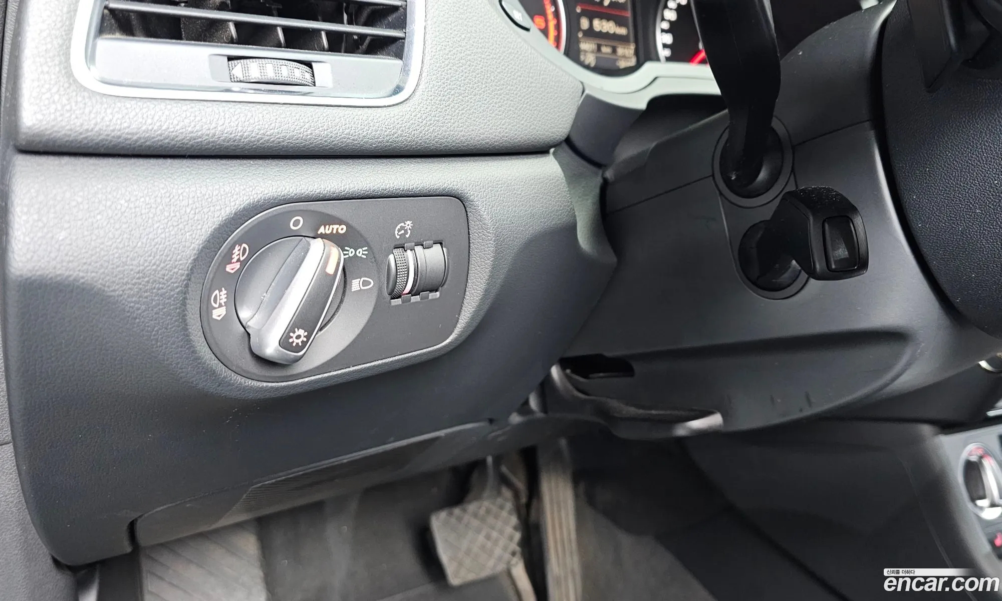 Audi Q3 2013 WAUZZZ8U1DR038764 — 4