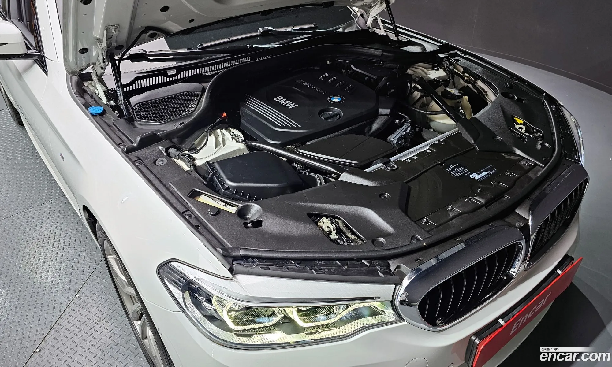 BMW 5 Series 2017 — 20