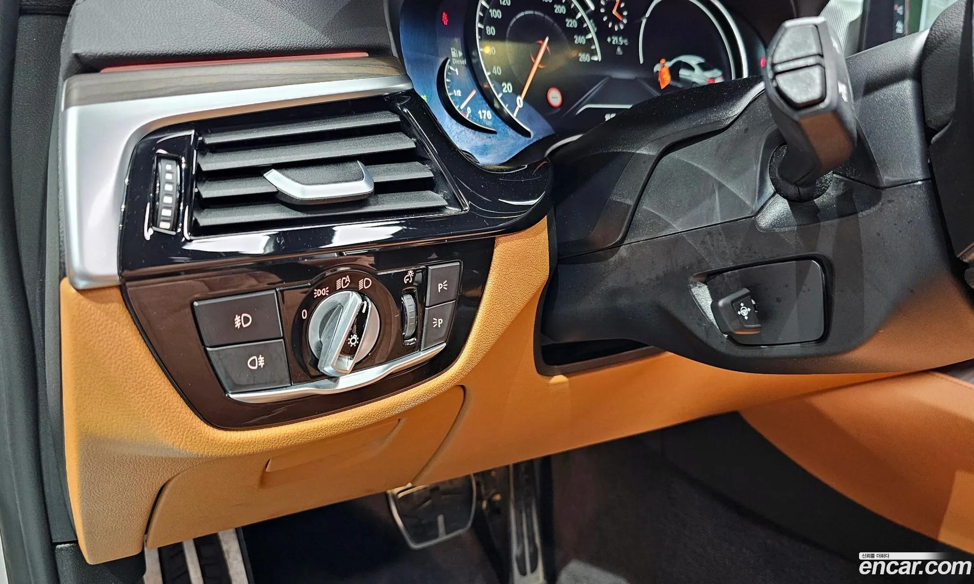 BMW 5 Series 2017 — 8